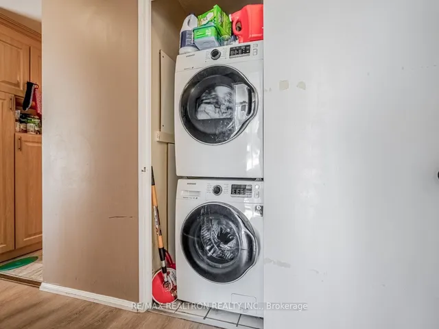 Additional property image - 4185 Shipp Dr Unit 618