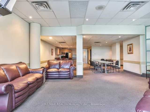 Additional property image - 4185 Shipp Dr Unit 618