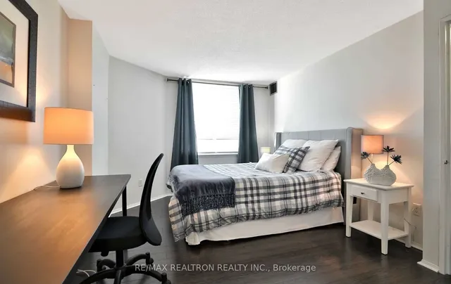 Additional property image - 4185 Shipp Dr Unit 618