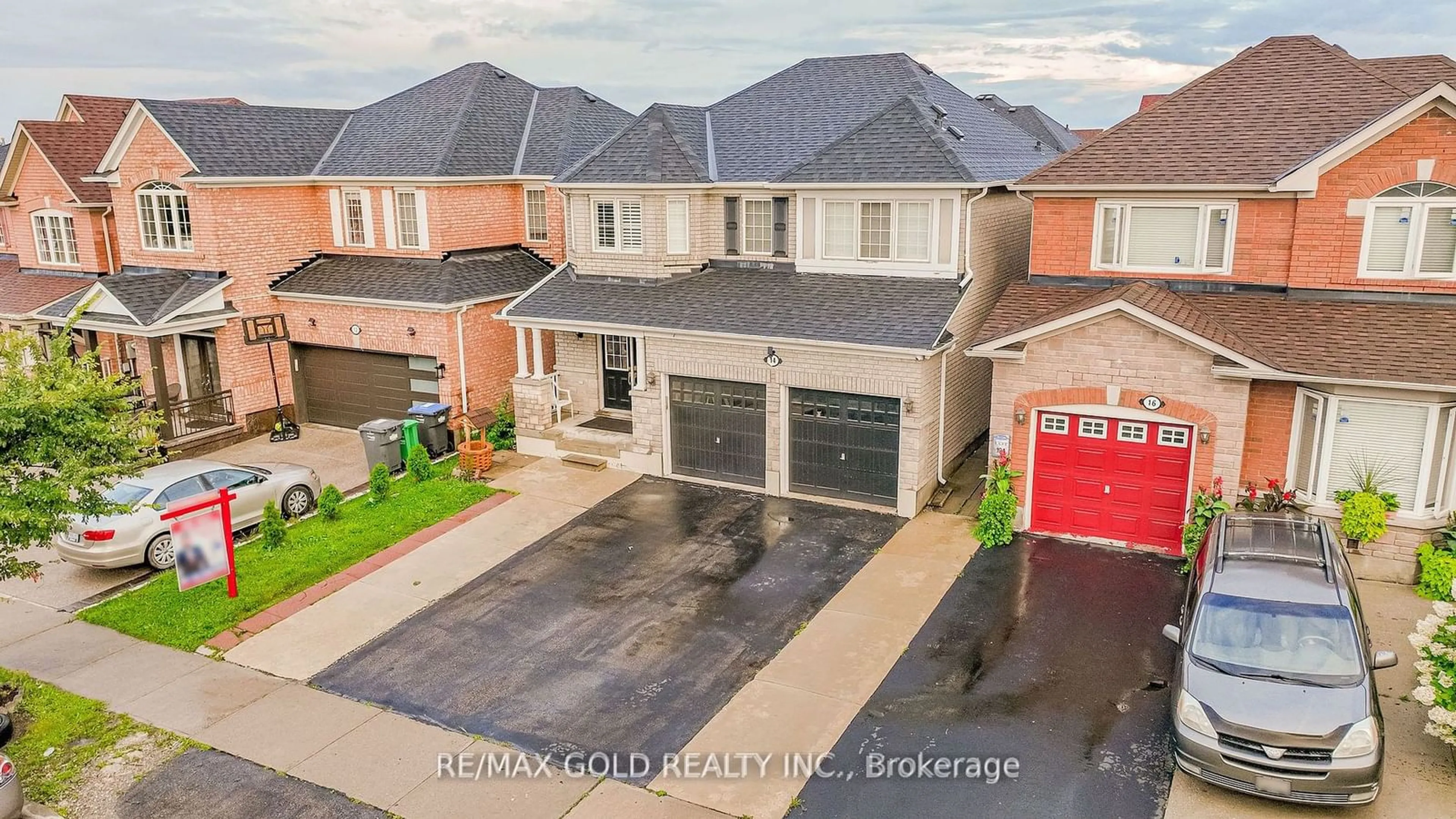 Frontside or backside of a home, the street view for 14 Gaspe Rd, Brampton Ontario L6S 0A4