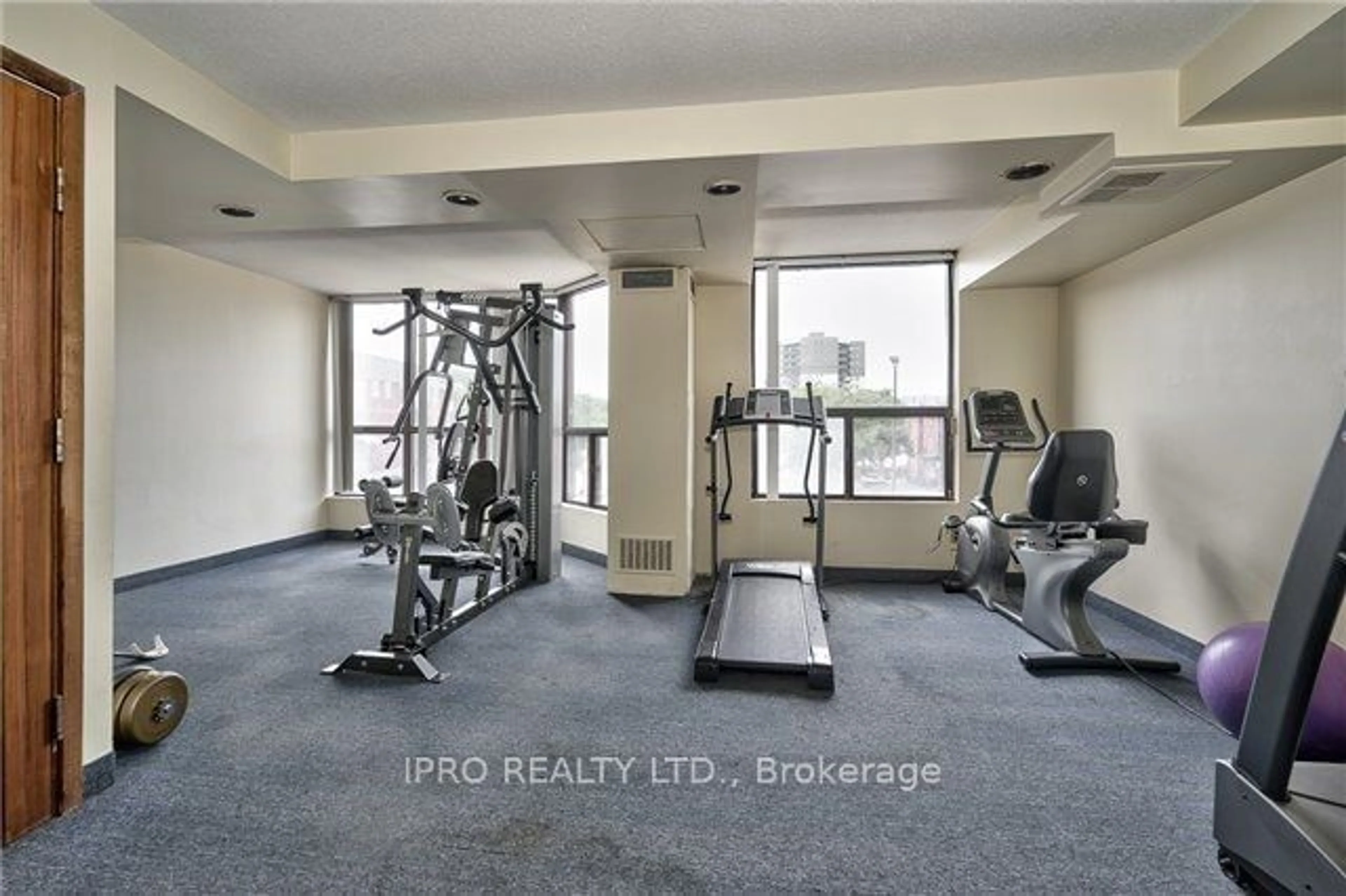 Gym or fitness room, unknown floor for 25 Agnes St #902, Mississauga Ontario L5B 3X7