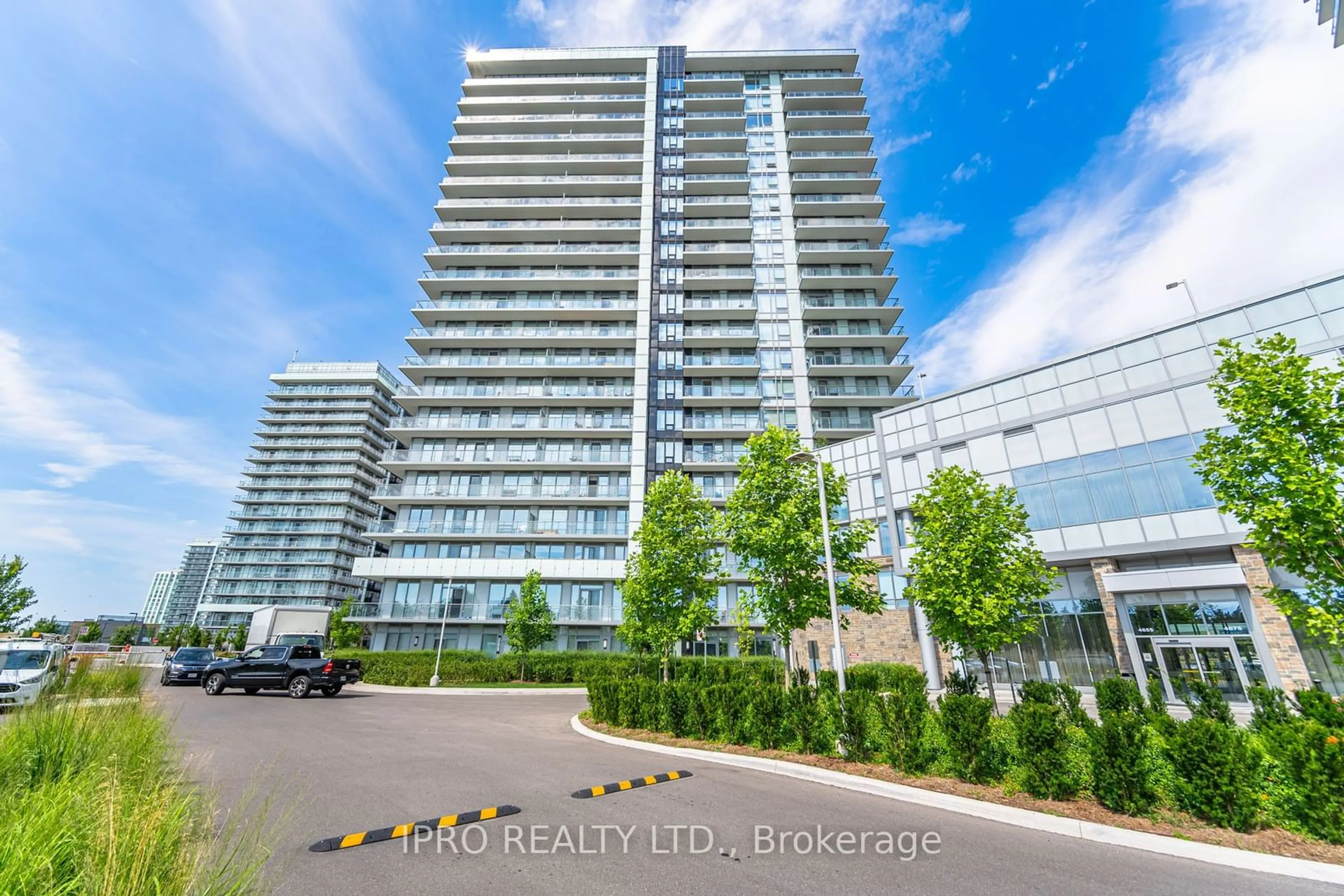 A pic from exterior of the house or condo for 4655 Metcalfe Ave #1208, Mississauga Ontario L5M 0Z7