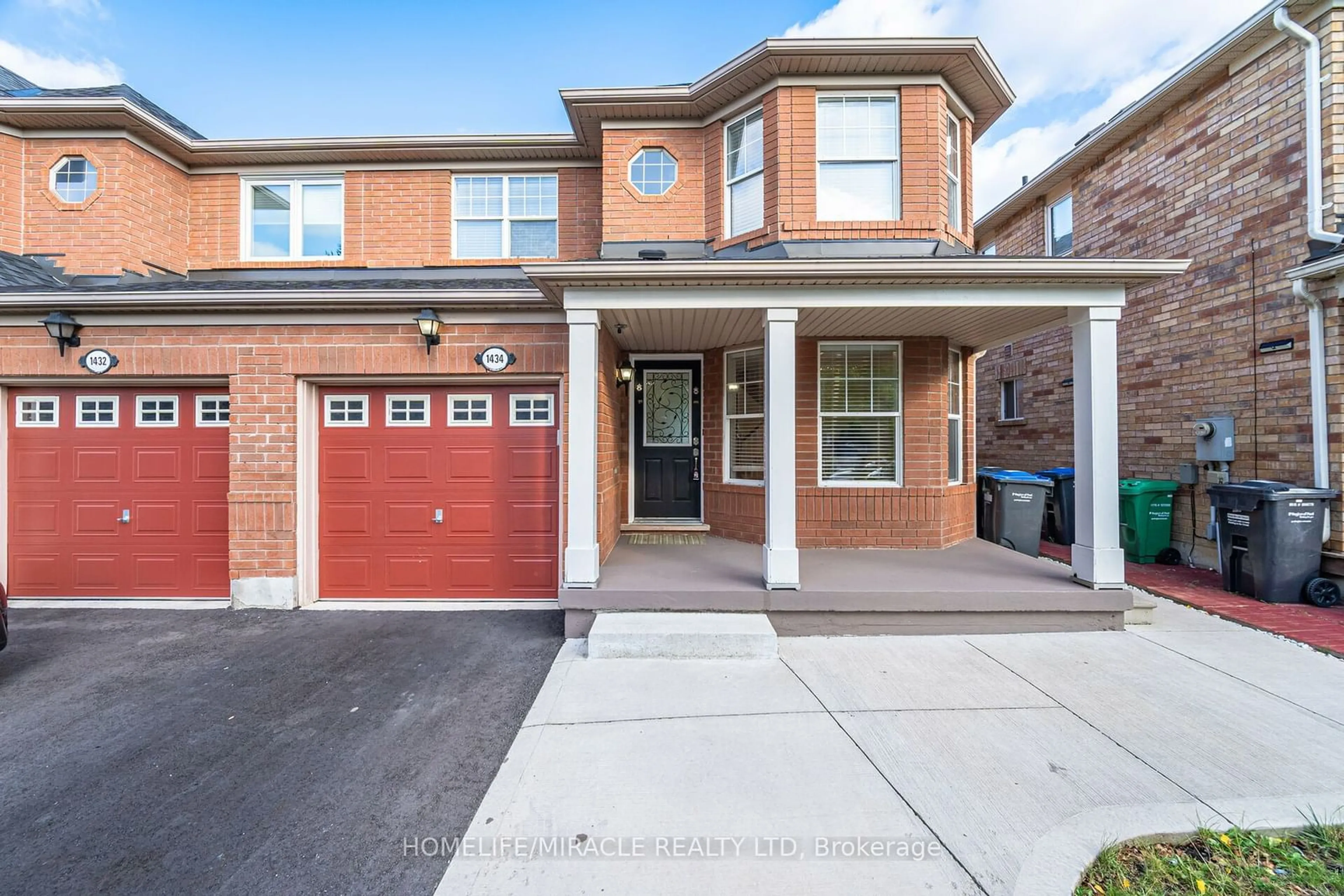 Home with brick exterior material for 1434 Pate Crt, Mississauga Ontario L5V 2Y8