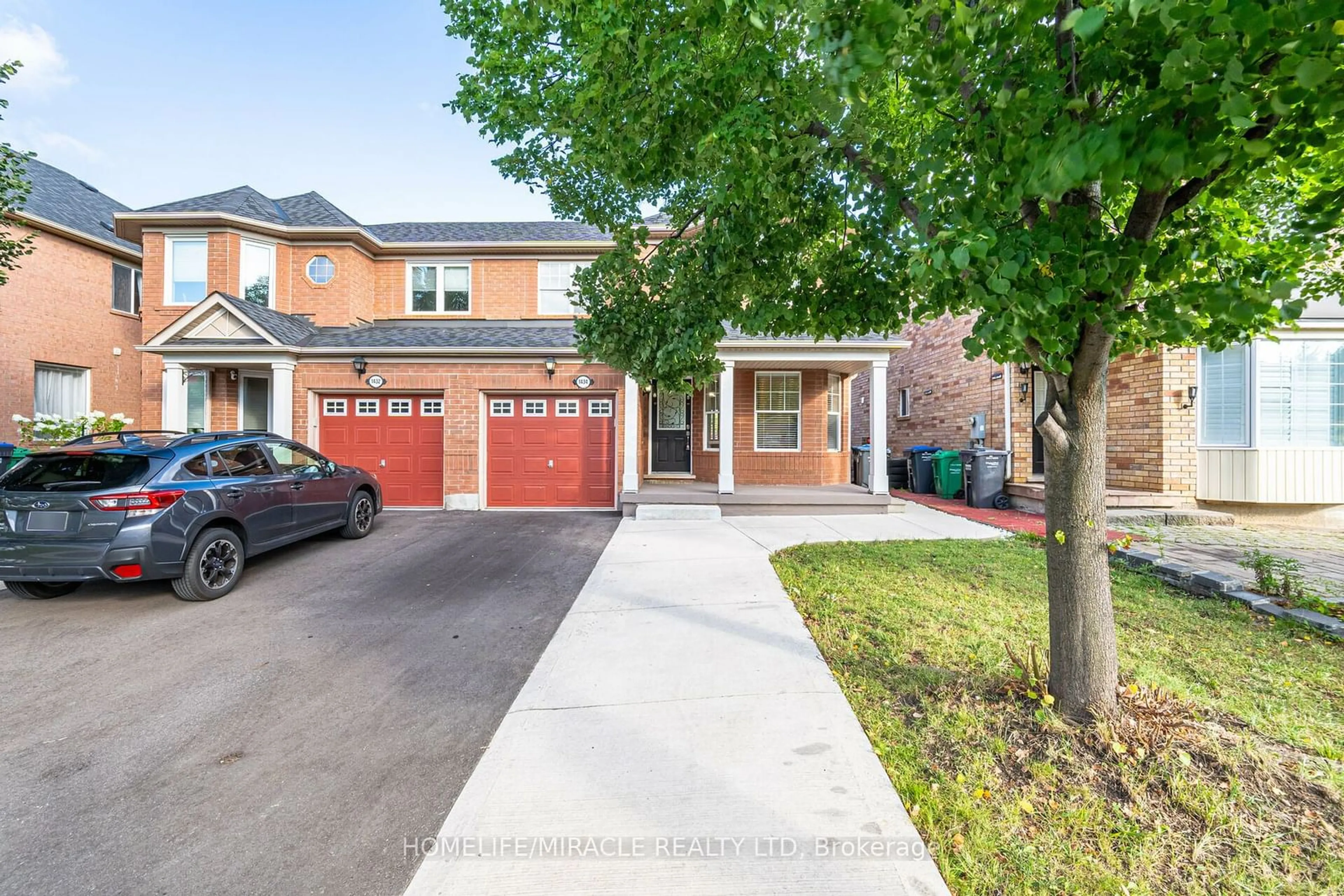 A pic from exterior of the house or condo for 1434 Pate Crt, Mississauga Ontario L5V 2Y8