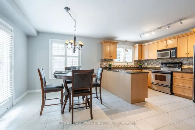 Additional property image - 504 Geranium Lane