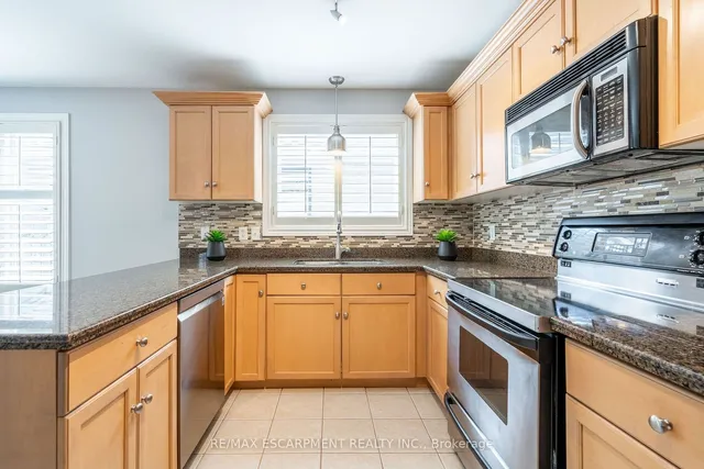 Additional property image - 504 Geranium Lane