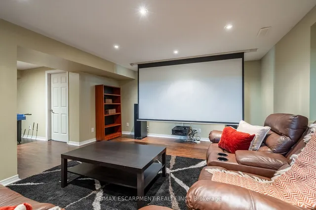 Additional property image - 504 Geranium Lane
