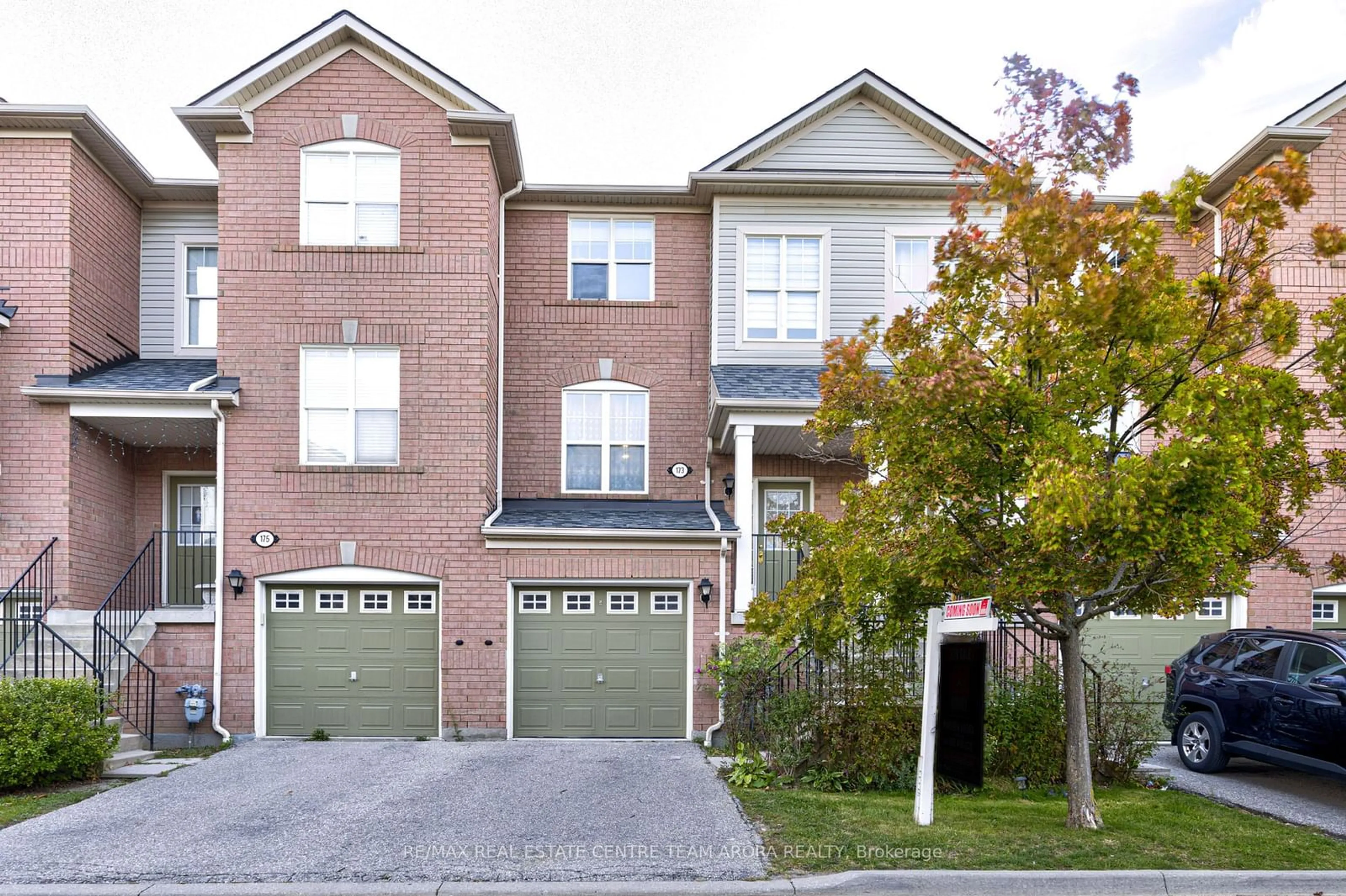 A pic from exterior of the house or condo for 5980 Whitehorn Ave #173, Mississauga Ontario L5V 2Y3