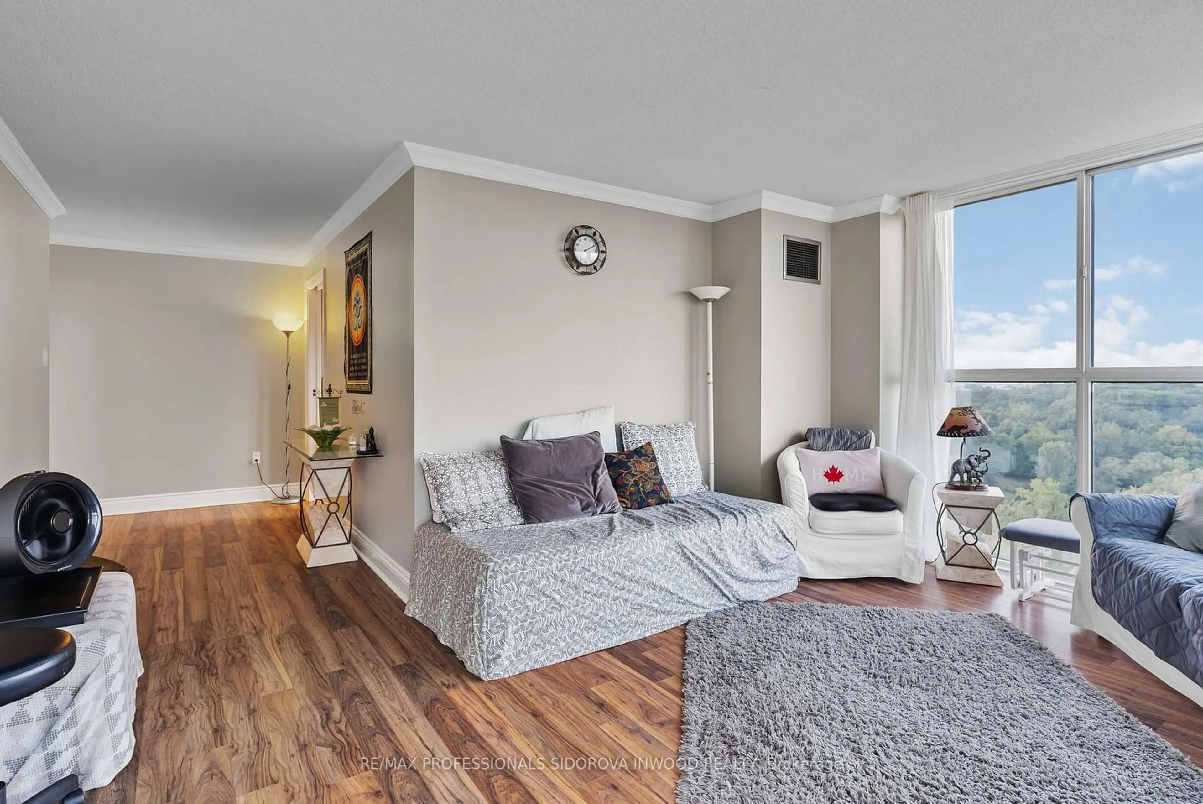 Living room for 600 Rexdale Blvd #1202, Toronto Ontario M9W 6T4