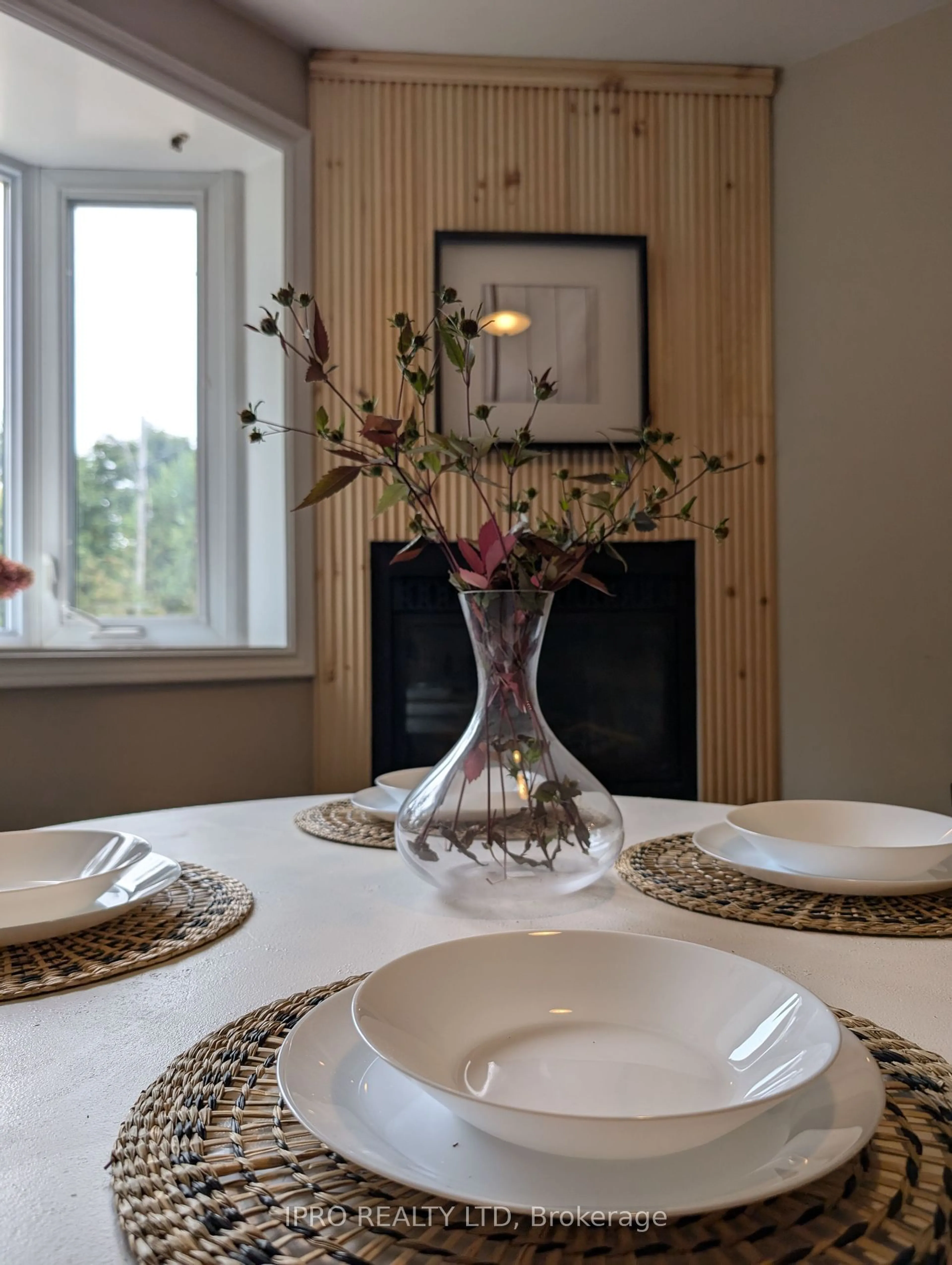 Dining room, wood floors, cottage for 11 Maple Lane, Caledon Ontario L7E 0L3