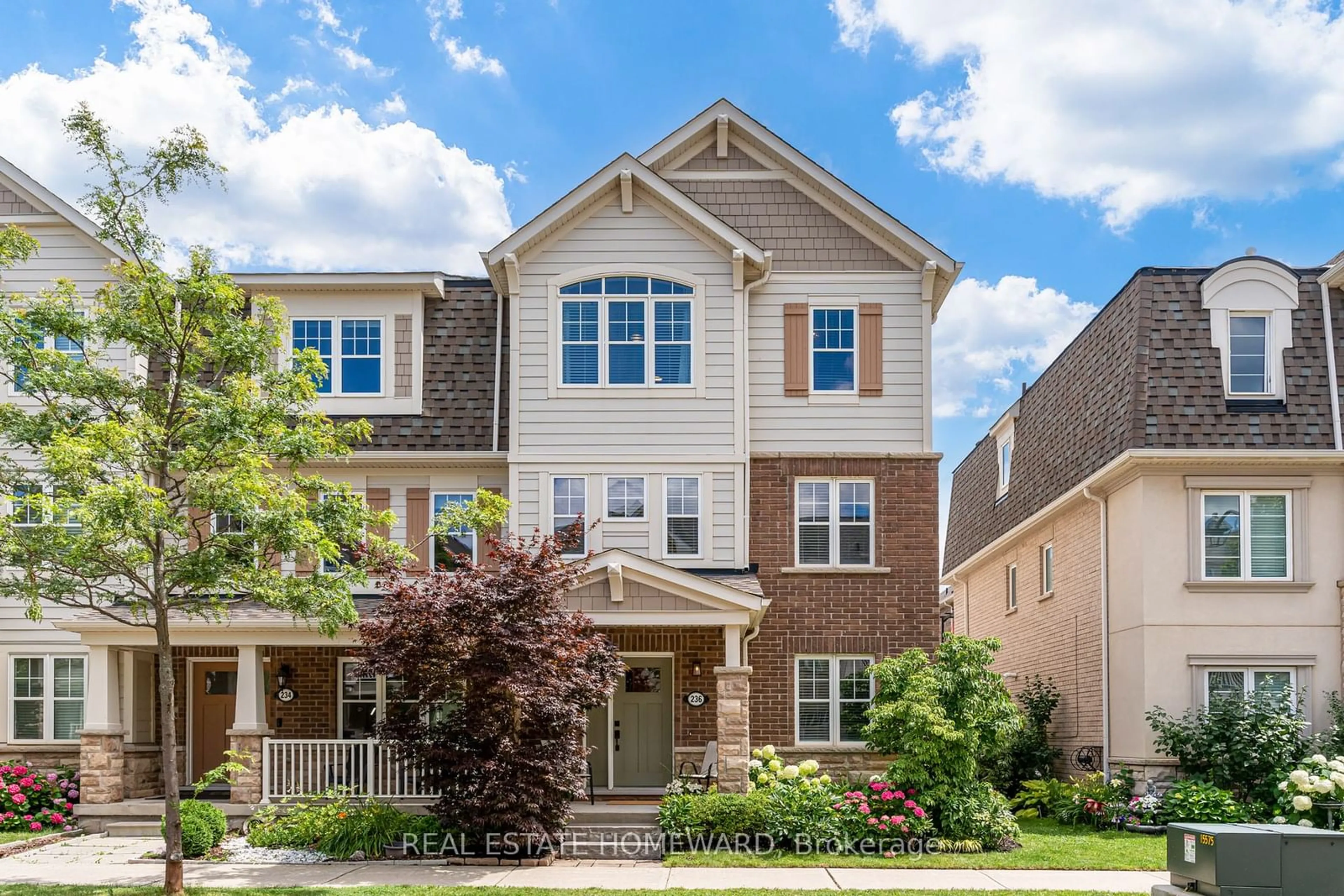 A pic from exterior of the house or condo, the street view for 236 Ellen Davidson Dr, Oakville Ontario L6M 0V2