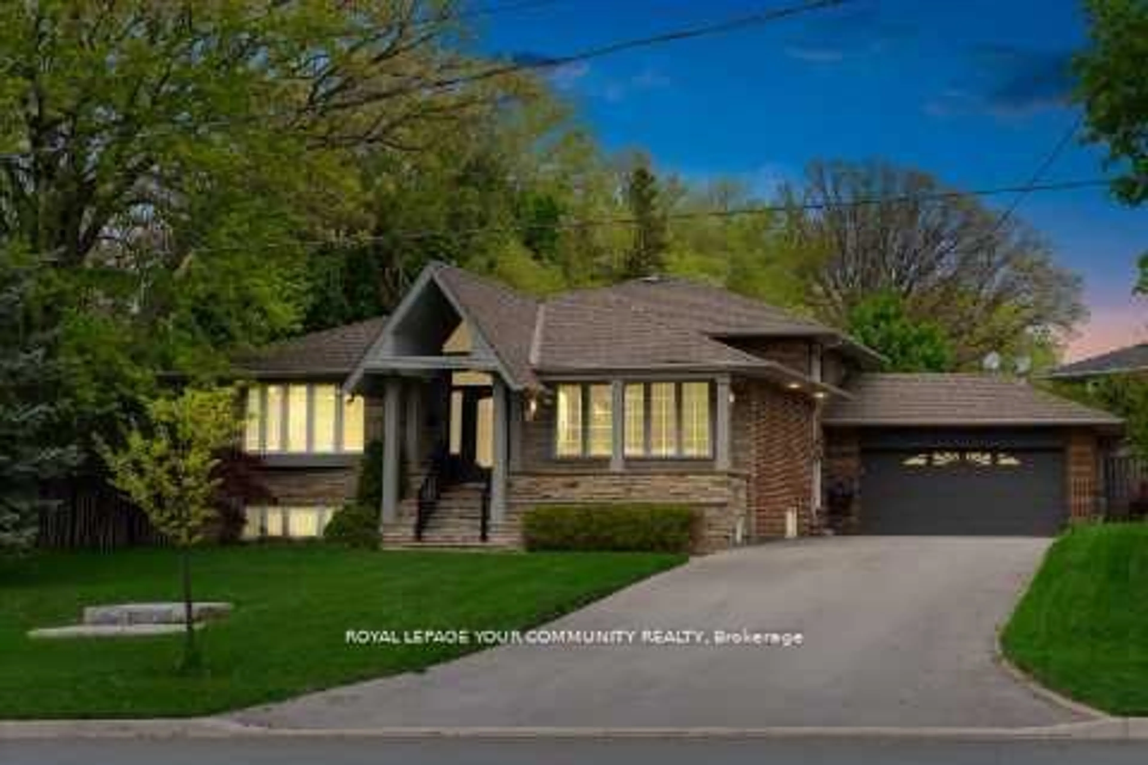 Frontside or backside of a home, cottage for 80 Princess Margaret Blvd, Toronto Ontario M9A 2A4