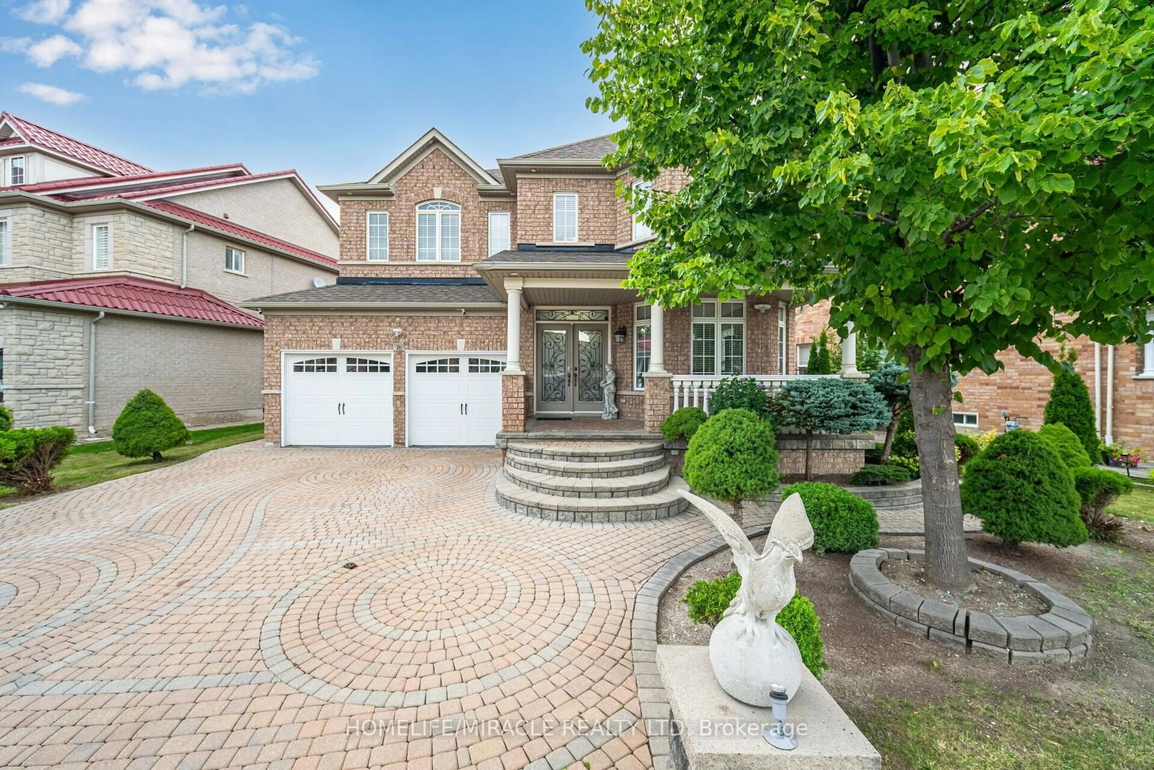 Home with brick exterior material for 21 Summershade St, Brampton Ontario L6P 2C2