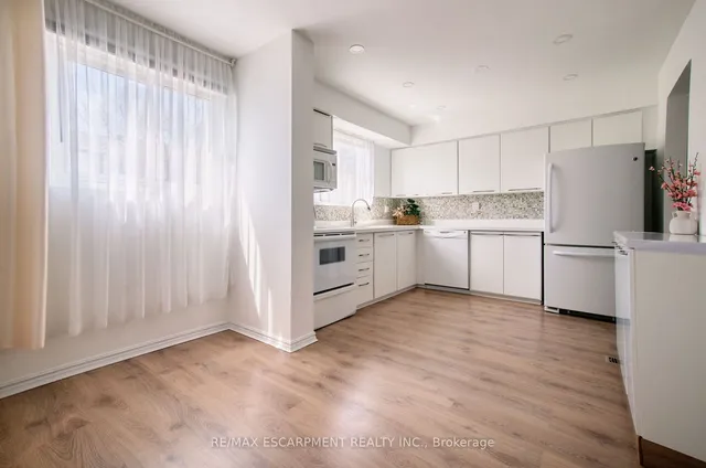 Additional property image - 1485 Gulleden Dr Unit 77