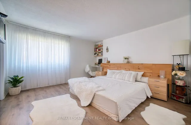 Additional property image - 1485 Gulleden Dr Unit 77
