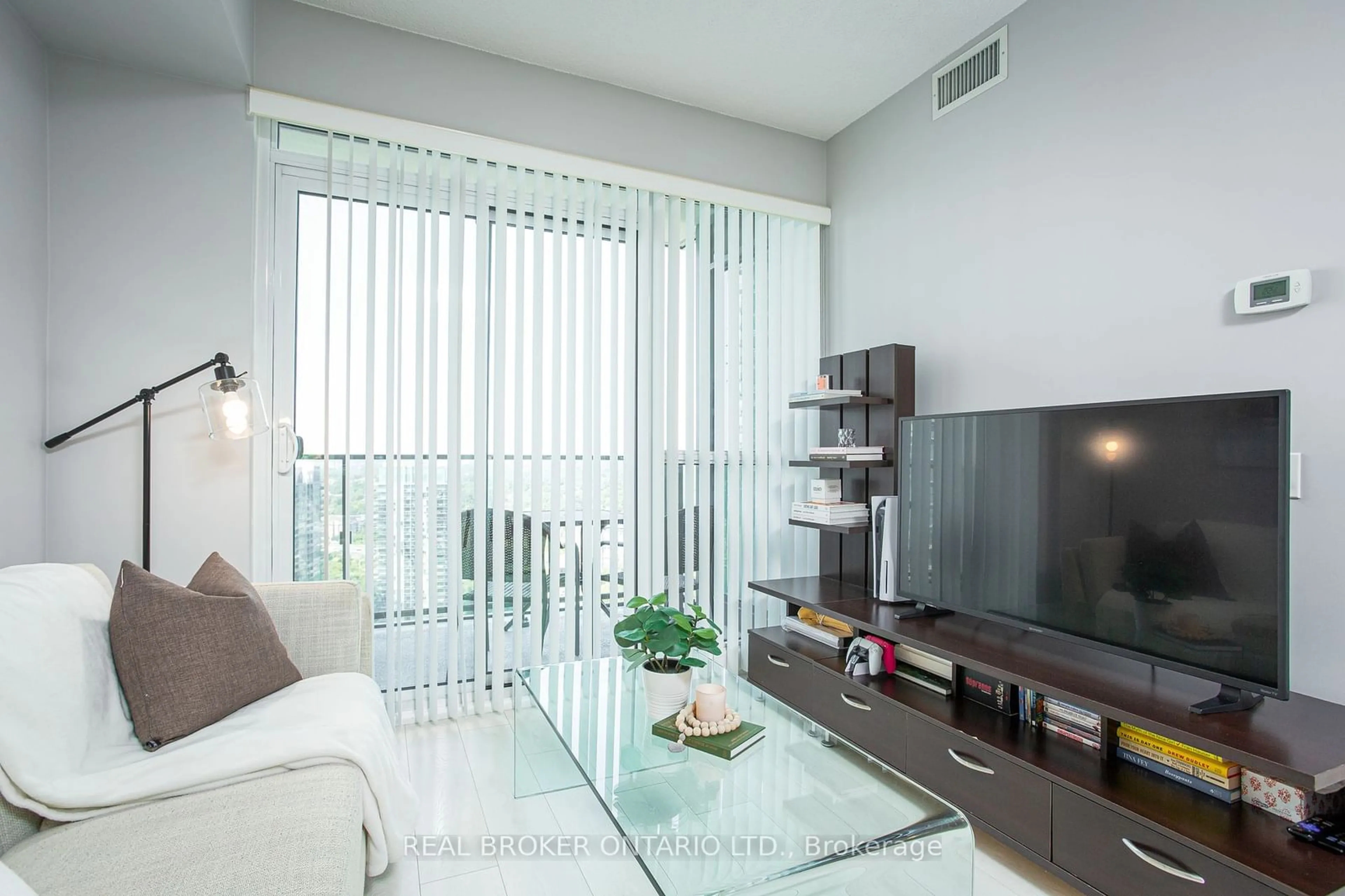 Living room for 2200 Lake Shore Blvd #3906, Toronto Ontario M8V 1A4