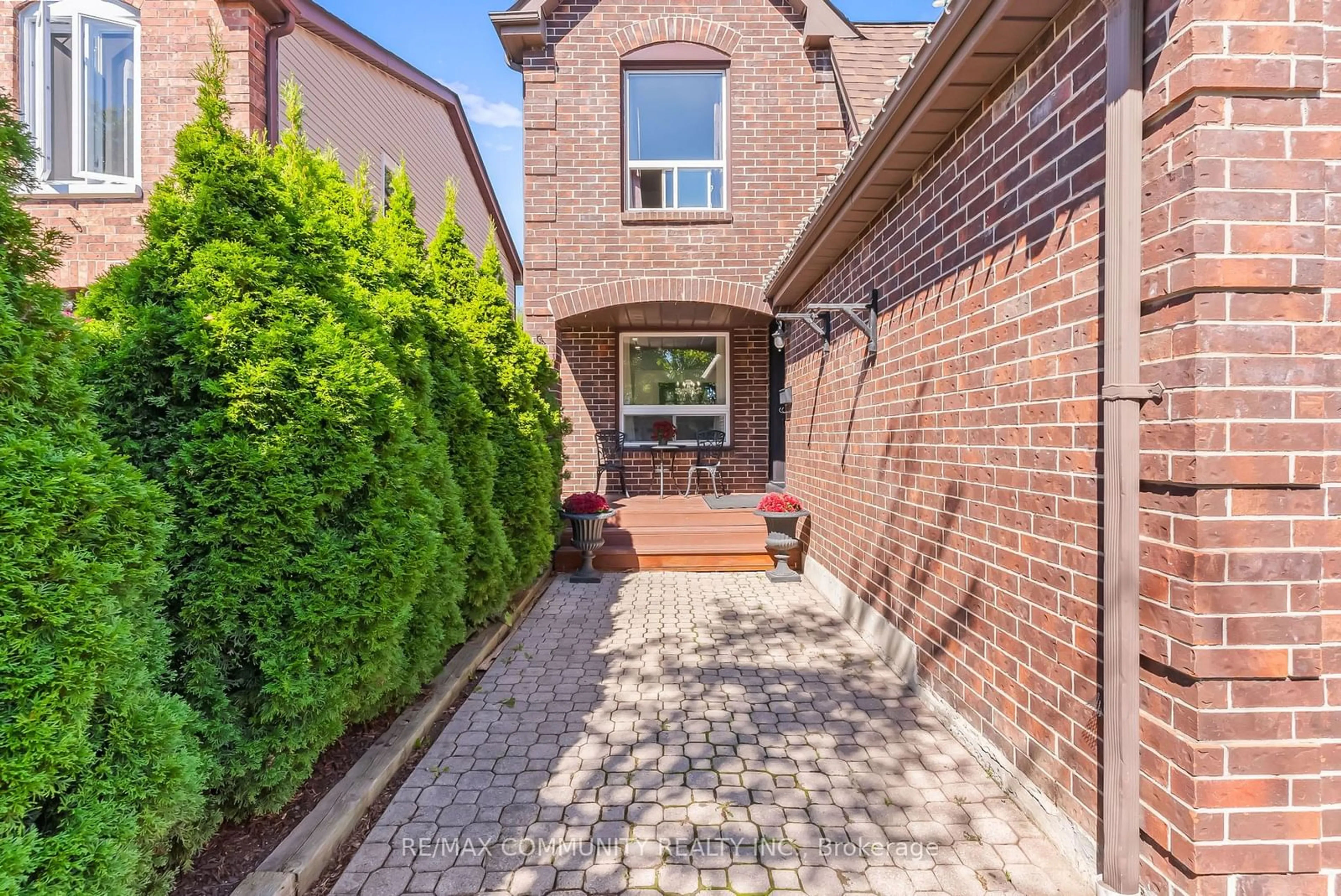 Home with brick exterior material for 16 Hallen Rd, Brampton Ontario L6Y 2V6