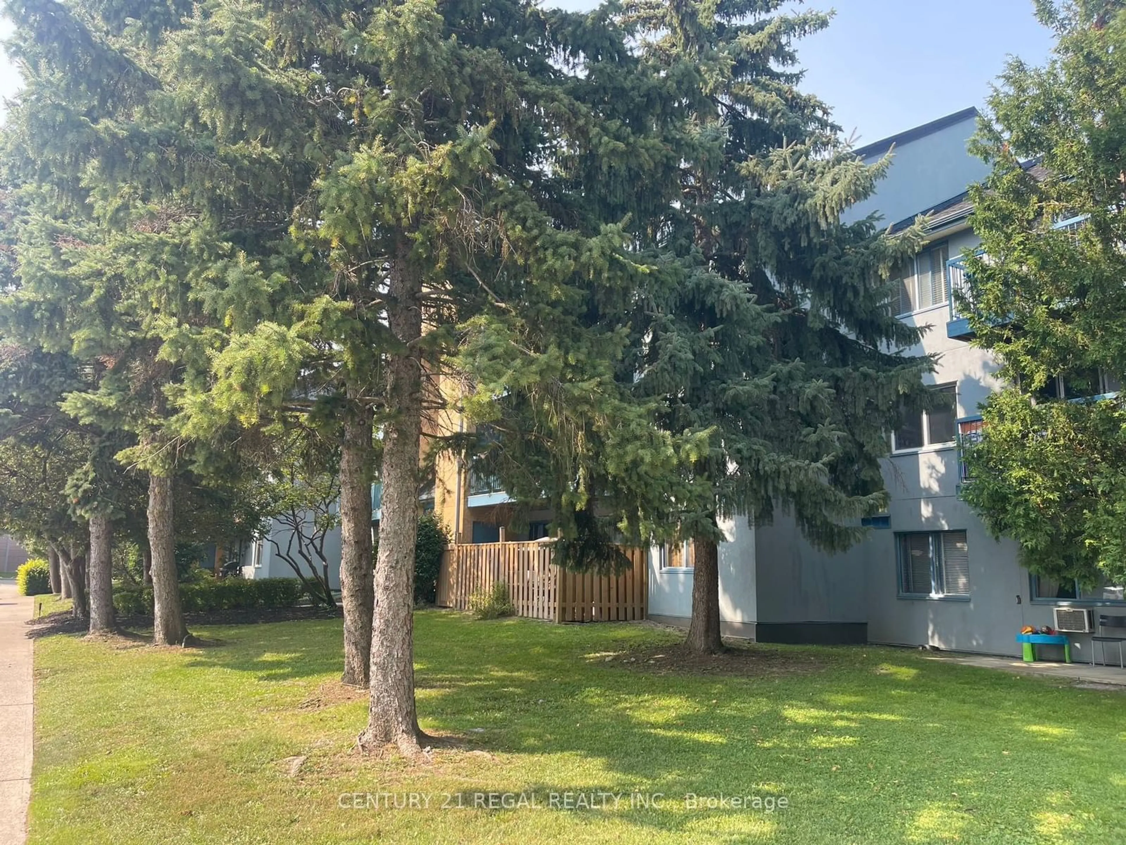 Outside view for 95 Trailwood Dr #934, Mississauga Ontario L4Z 3L2