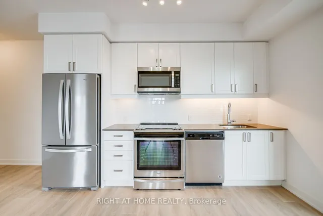 Additional image 19 of 8 Nahani Way Unit 2121