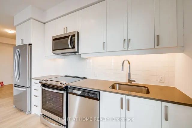 Additional image 18 of 8 Nahani Way Unit 2121