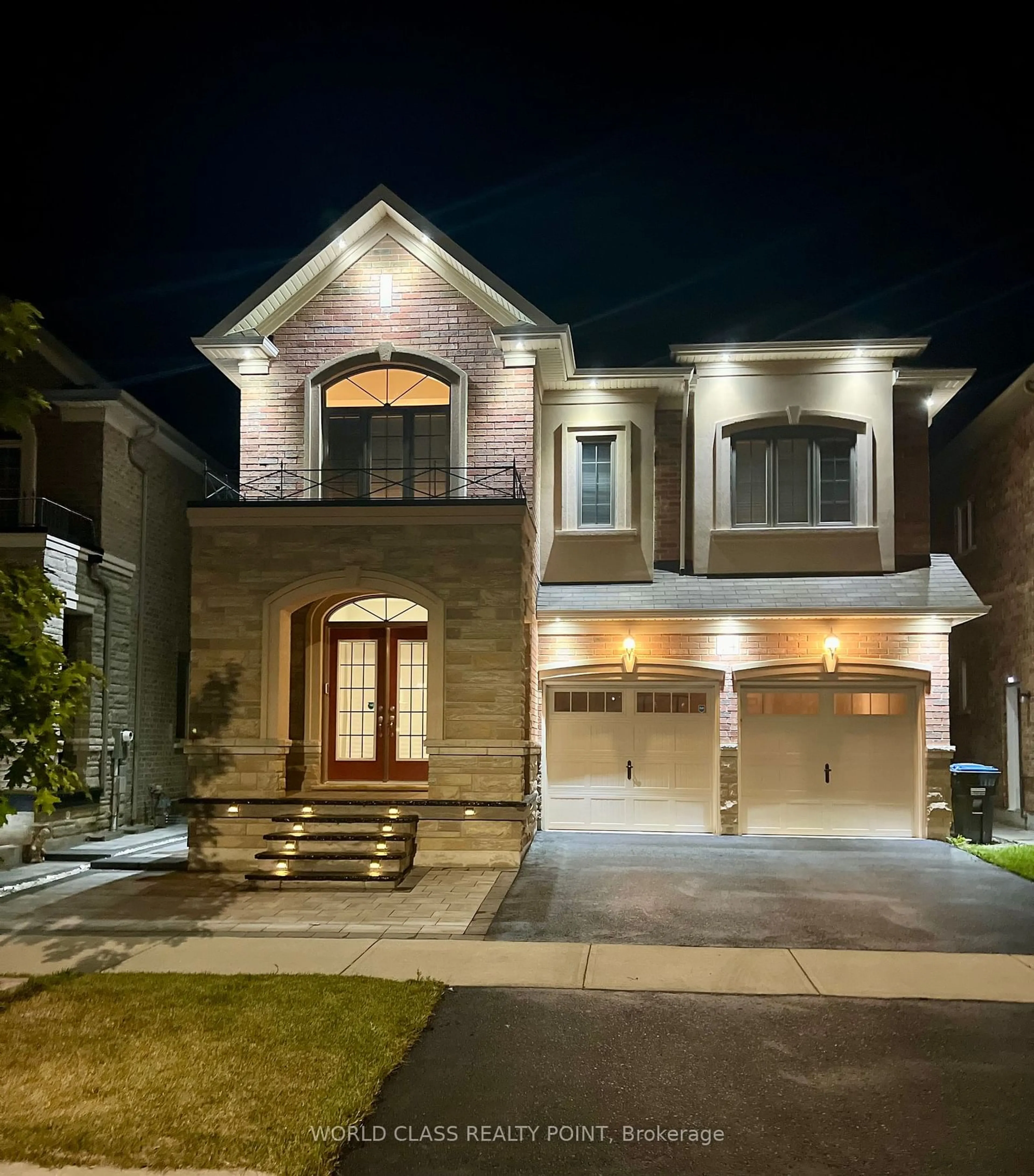 Home with brick exterior material for 14 Loomis Rd, Brampton Ontario L7A 4X4