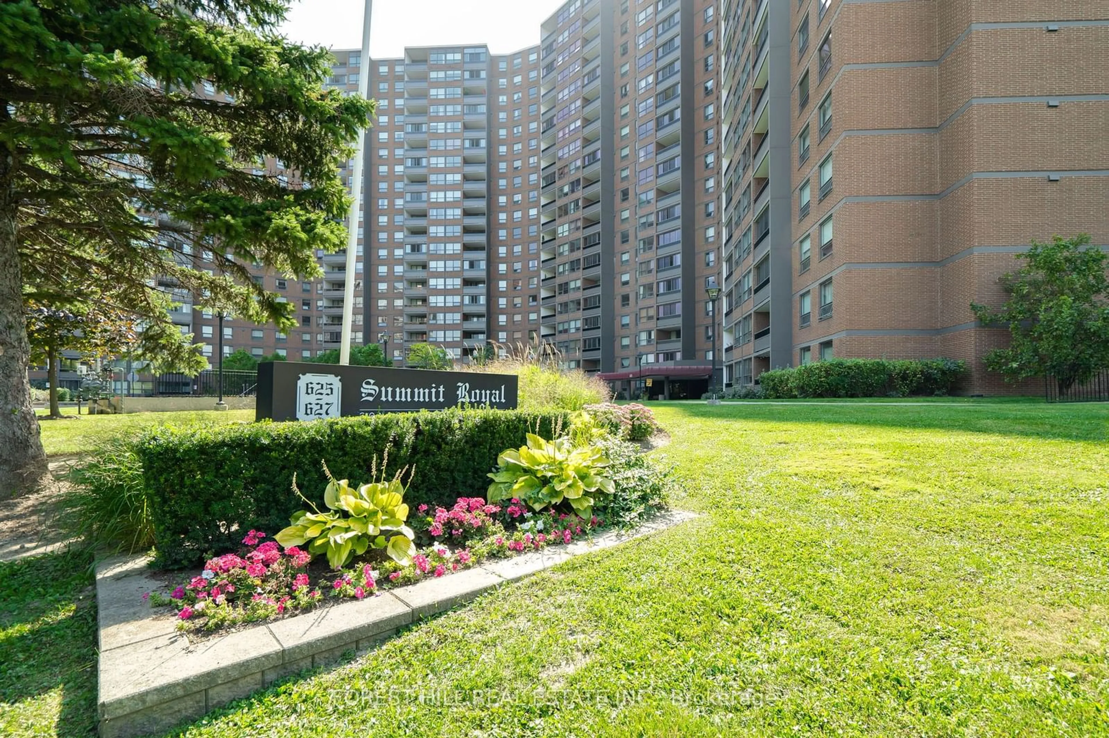 A pic from exterior of the house or condo, the fenced backyard for 625 The West Mall #1506, Toronto Ontario M9C 4W9