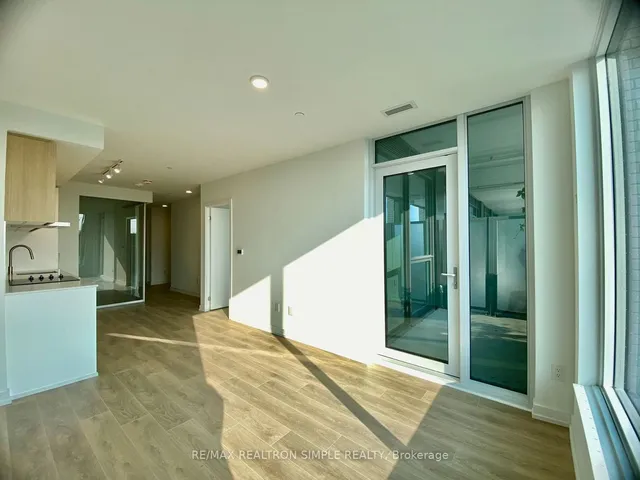 Additional property image - 1100 Sheppard Ave Unit 322