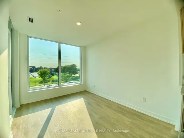 Additional property image - 1100 Sheppard Ave Unit 322