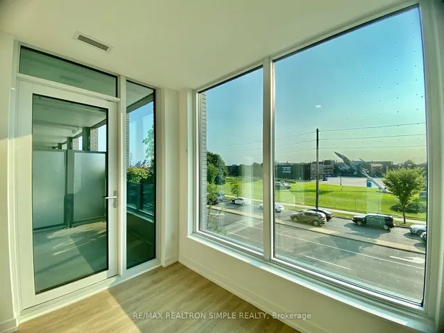 Additional property image - 1100 Sheppard Ave Unit 322