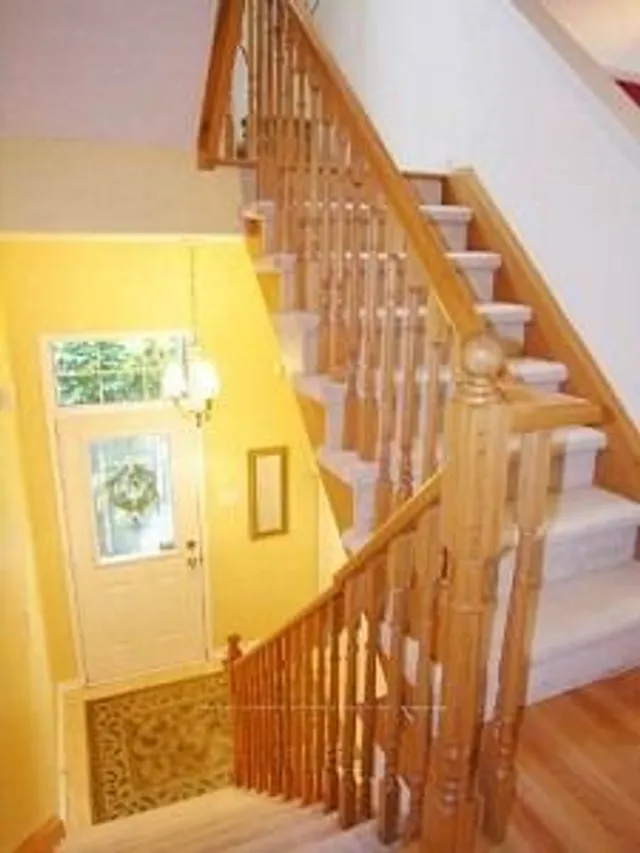 Additional property image - 561 Oxford St