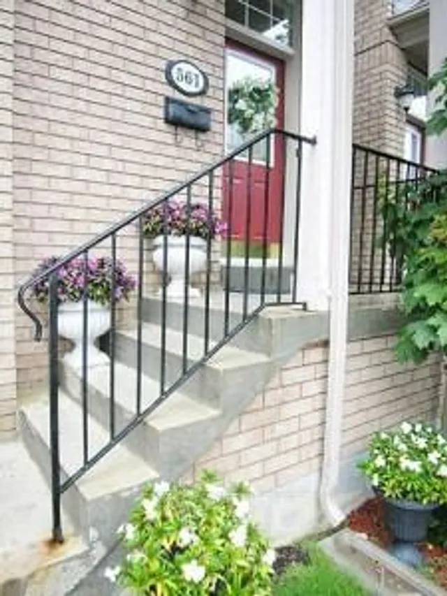 Additional property image - 561 Oxford St