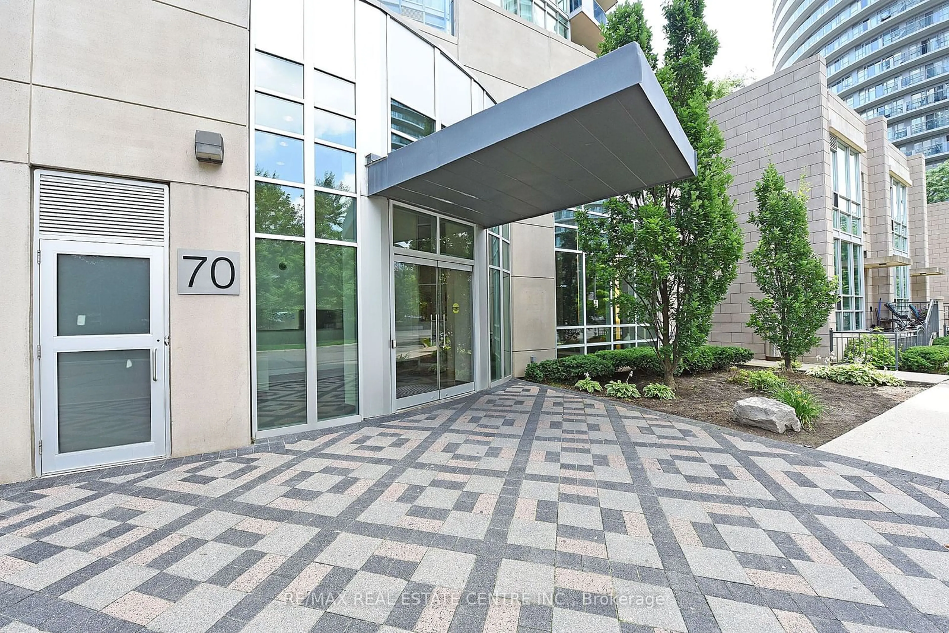 Patio for 70 Absolute Ave #2109, Mississauga Ontario L4Z 0A4