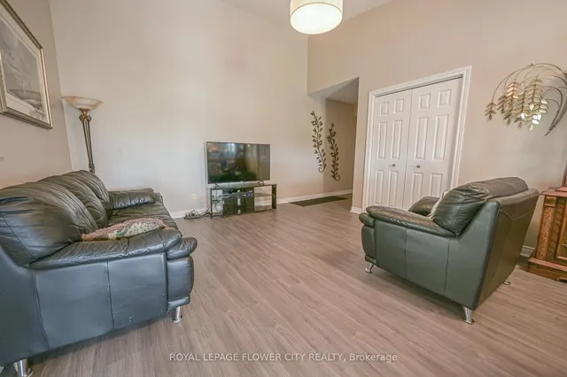 Additional image 13 of 4005 Kilmer Dr Unit 412