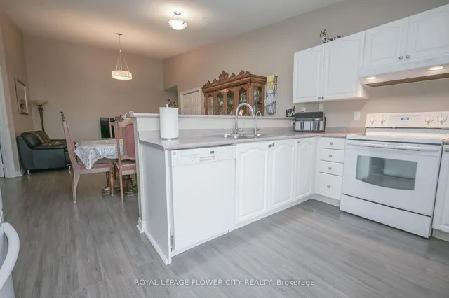 Additional image 10 of 4005 Kilmer Dr Unit 412