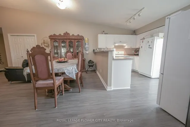 Additional image 4 of 4005 Kilmer Dr Unit 412