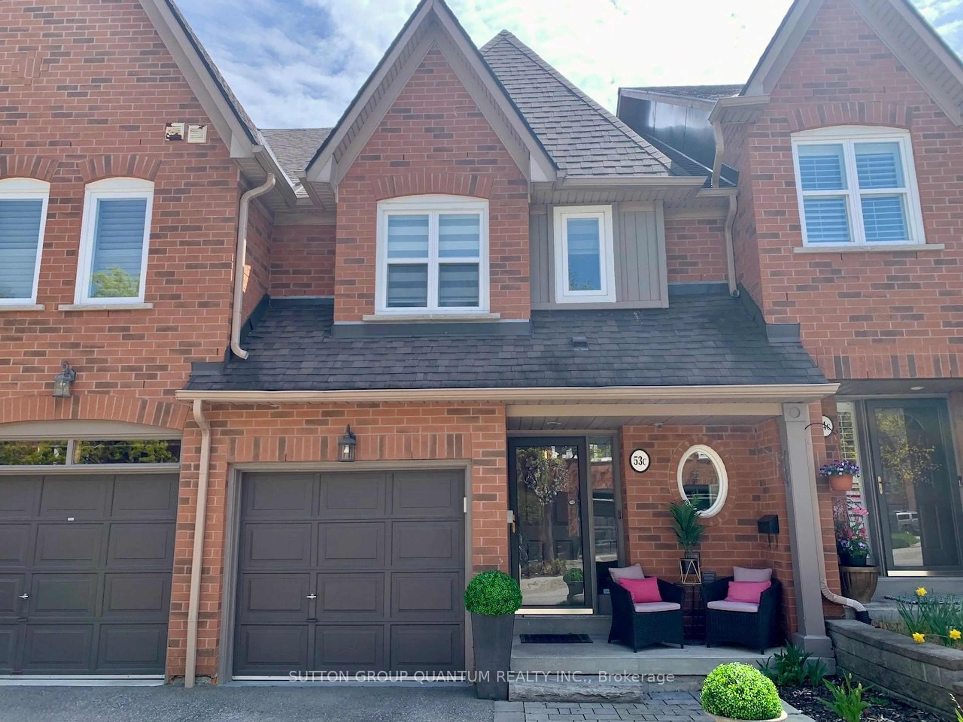 Home with brick exterior material for 928 Queen St #53C, Mississauga Ontario L5H 4K5