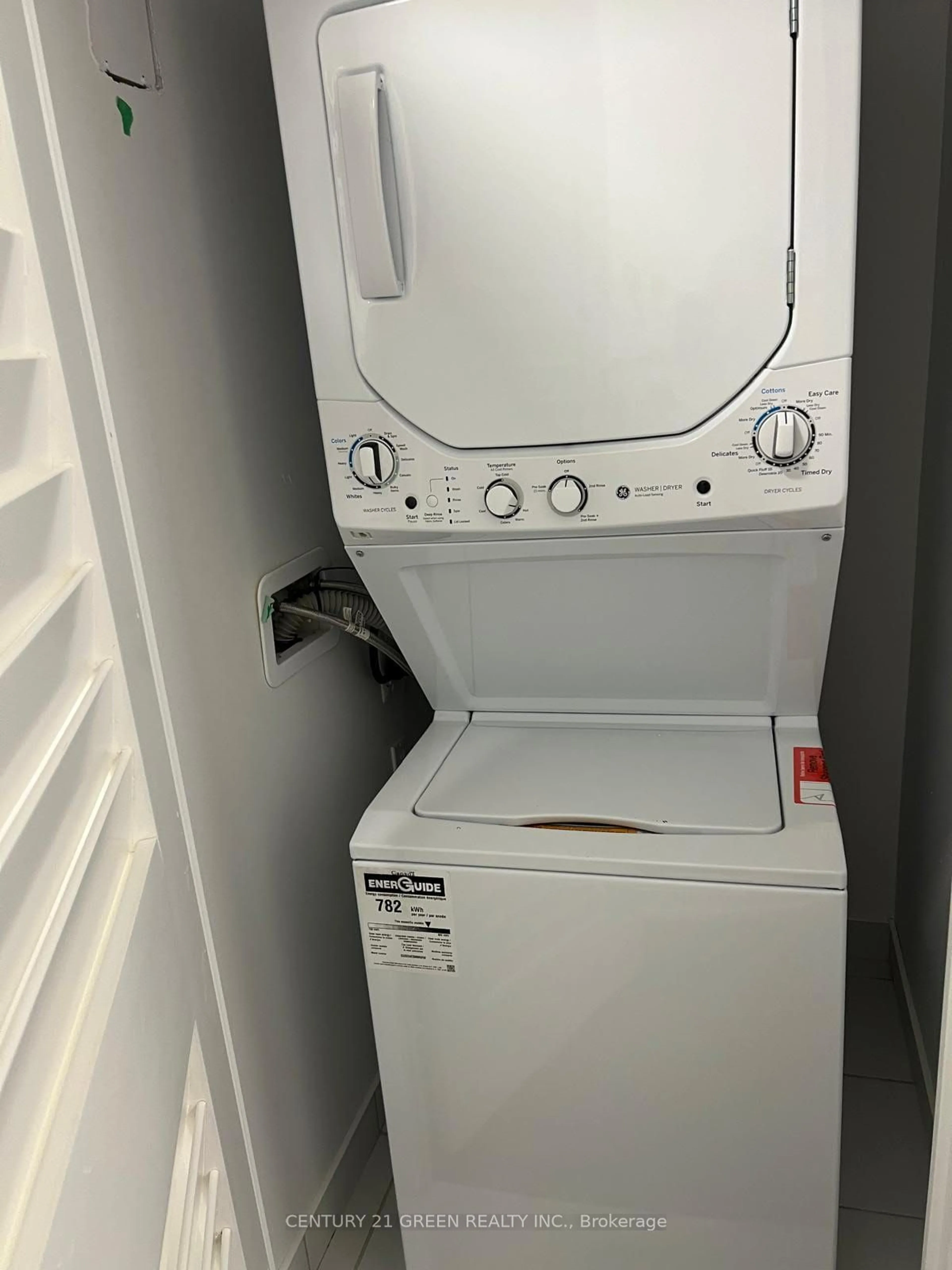 Washer and dryer for 215 Veterans Dr #1109, Brampton Ontario L7A 5L6