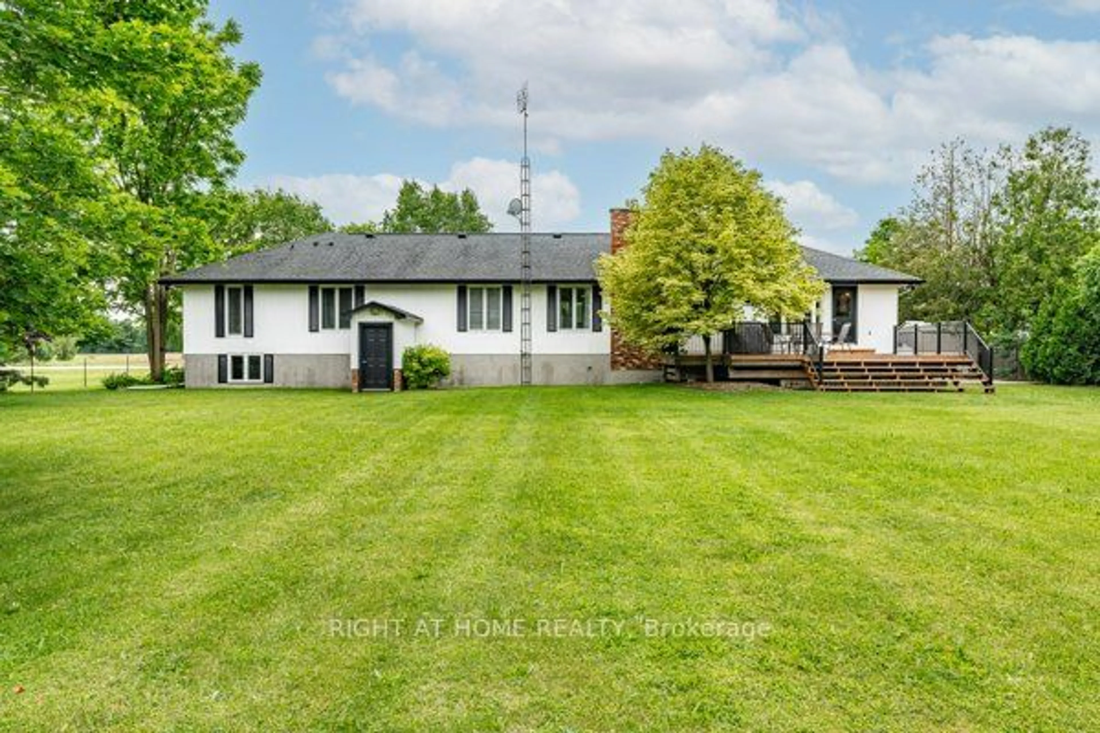 A pic from outside/outdoor area/front of a property/back of a property/a pic from drone, unknown for 7385 Milburough Line, Milton Ontario L0P 1B0