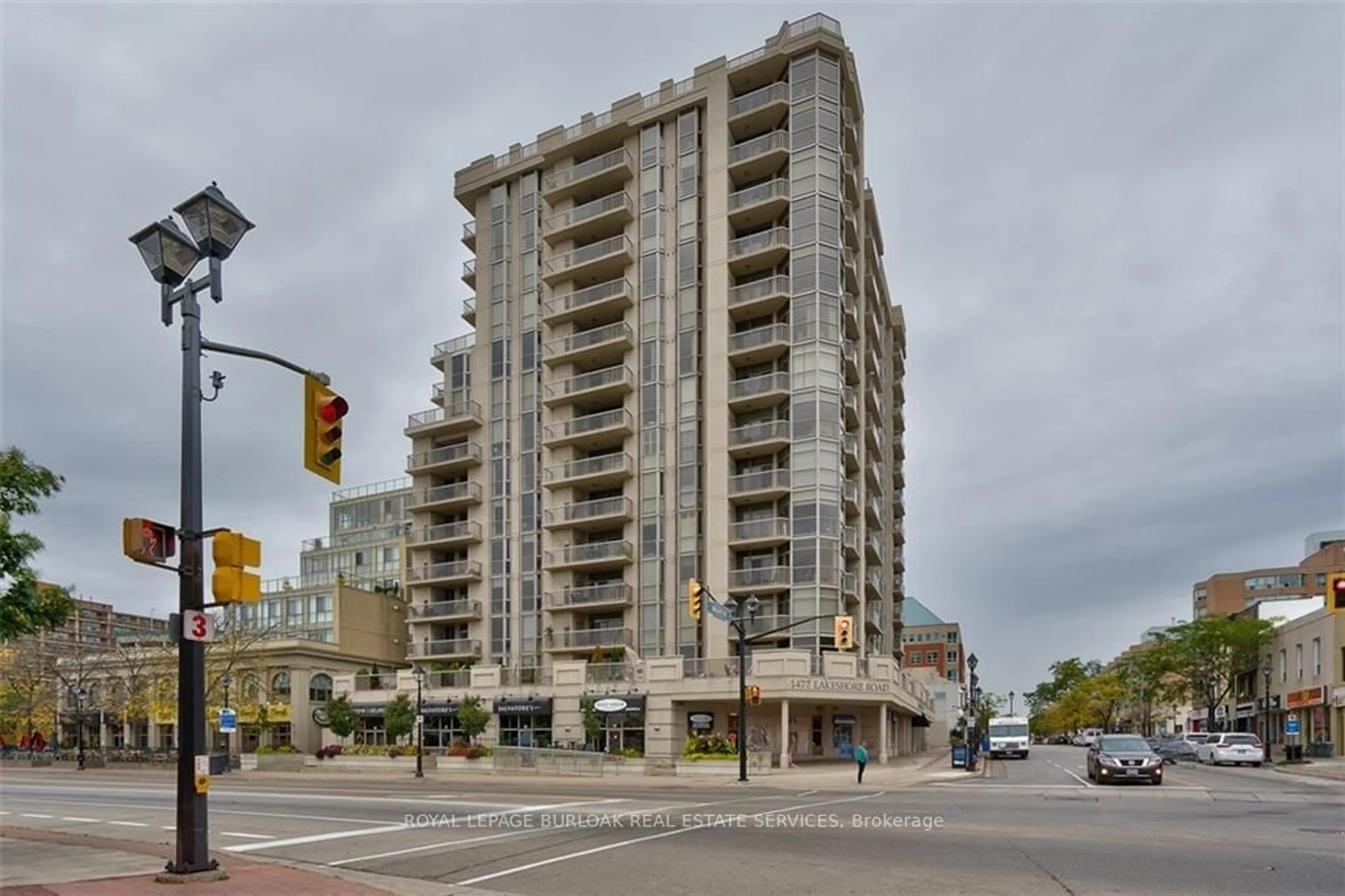 A pic from exterior of the house or condo, the street view for 1477 Lakeshore Rd #903, Burlington Ontario L7S 1B5