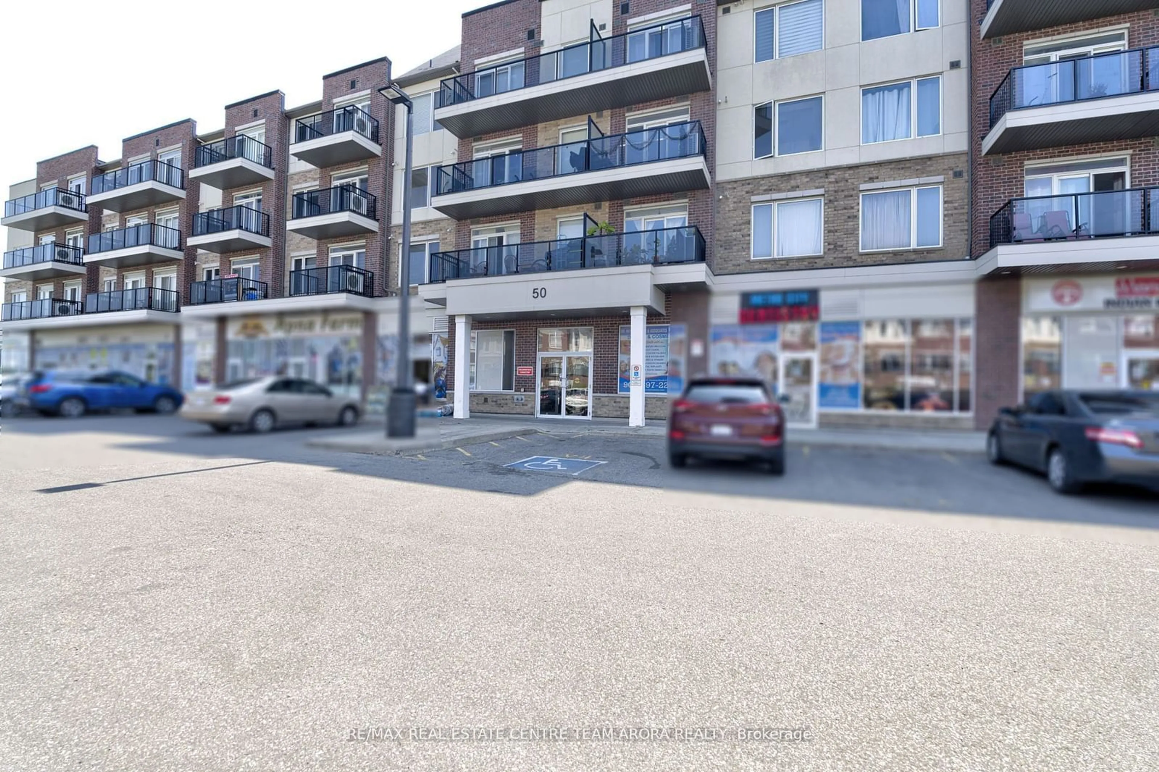 A pic from exterior of the house or condo for 50 Sky Harbour Dr #202, Brampton Ontario L6Y 6B8