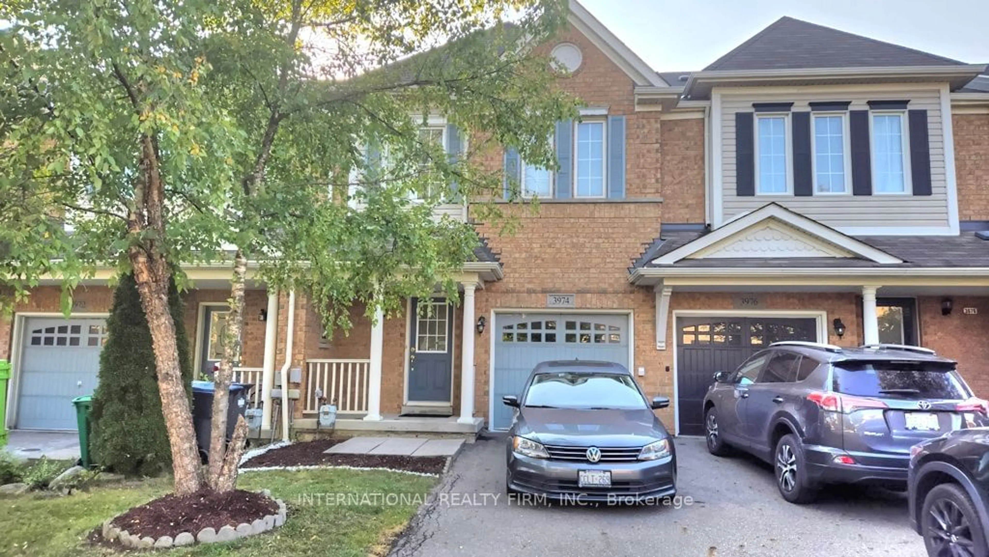 A pic from exterior of the house or condo for 3974 Stardust Dr, Mississauga Ontario L5M 8A5