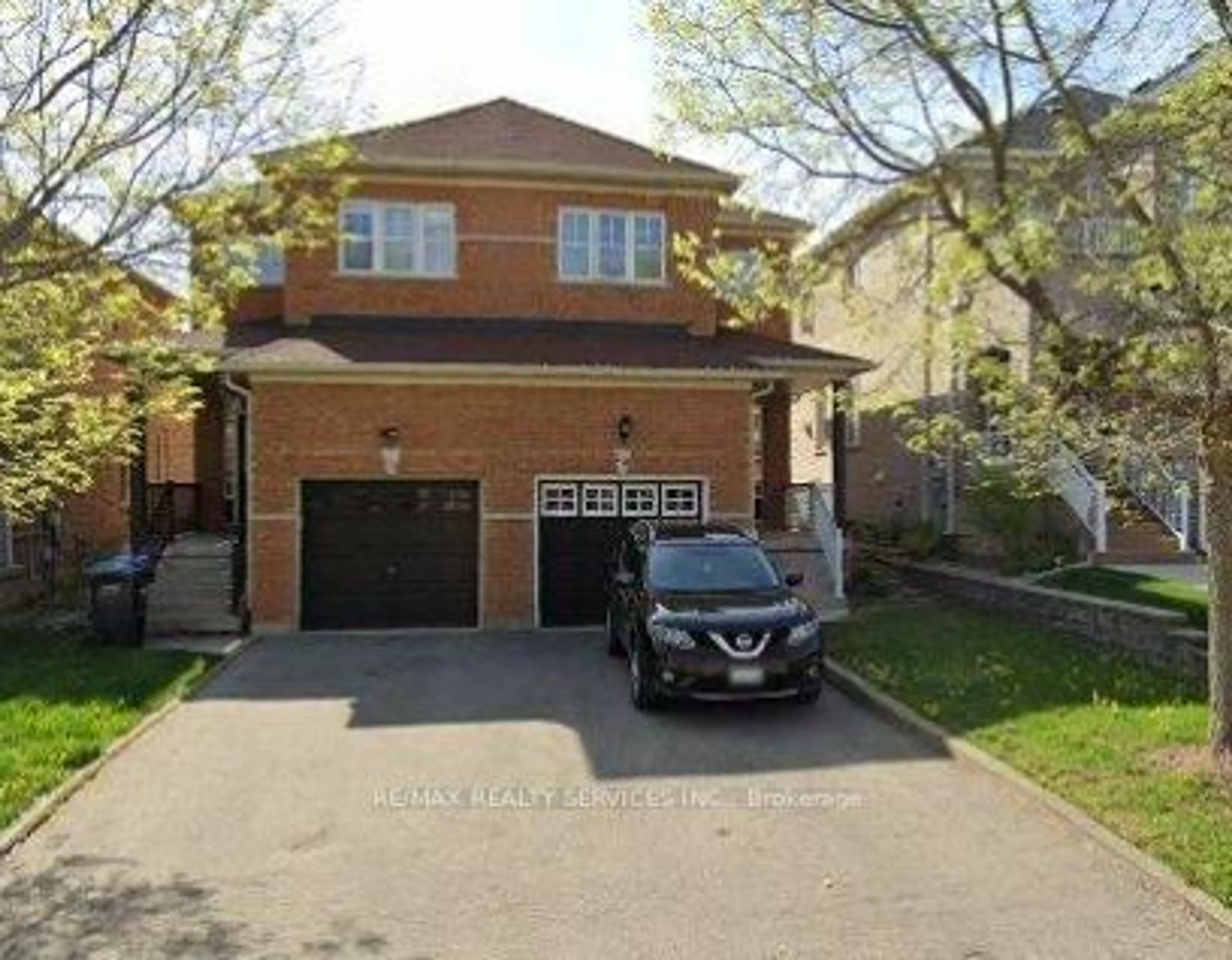 Frontside or backside of a home, the street view for 19 Martree Cres, Brampton Ontario L6V 4R3