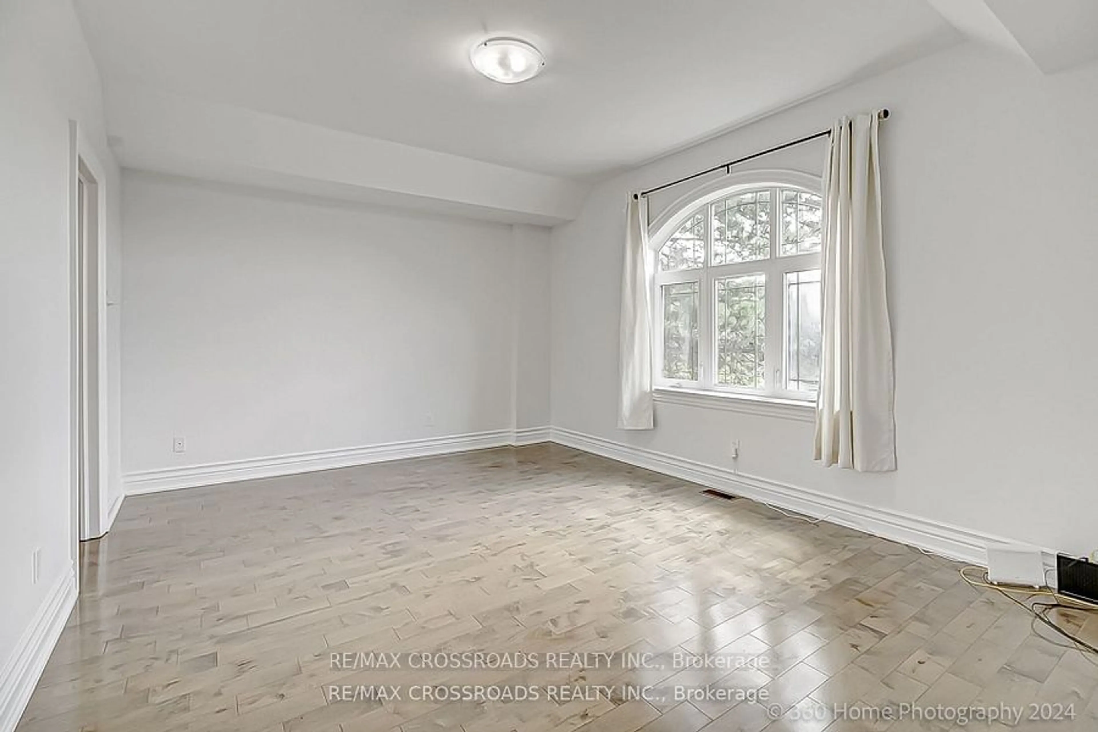 A pic of a room, not visible floor for 3043 Weston Rd, Toronto Ontario M9M 2T1