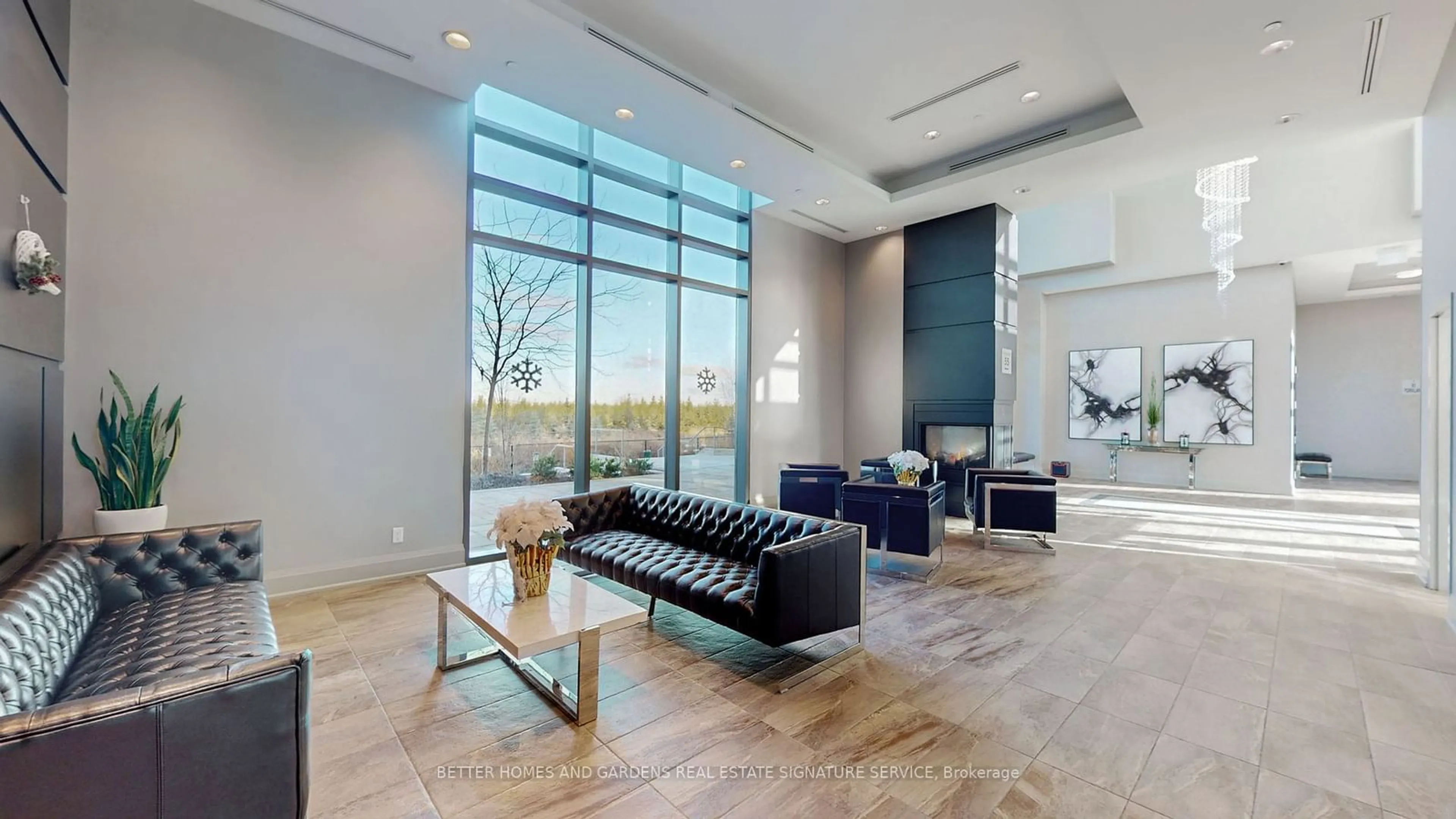 Indoor lobby, wood floors for 65 Yorkland Blvd #1102, Brampton Ontario L6P 4B4