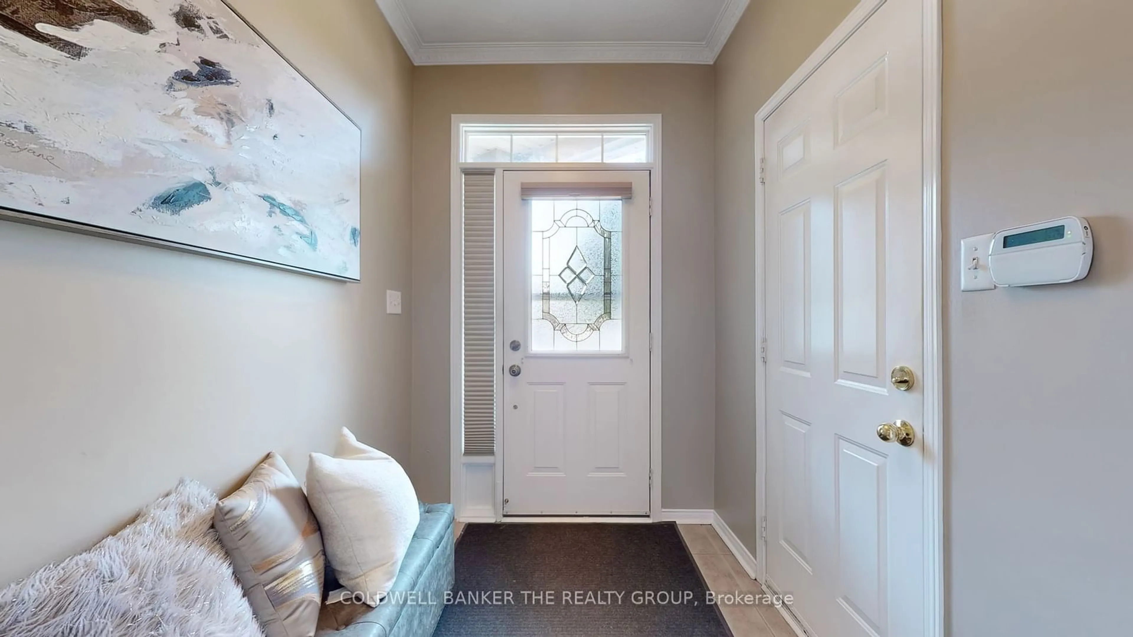 Indoor entryway, wood floors for 5 Collingwood Ave, Brampton Ontario L7A 2E5