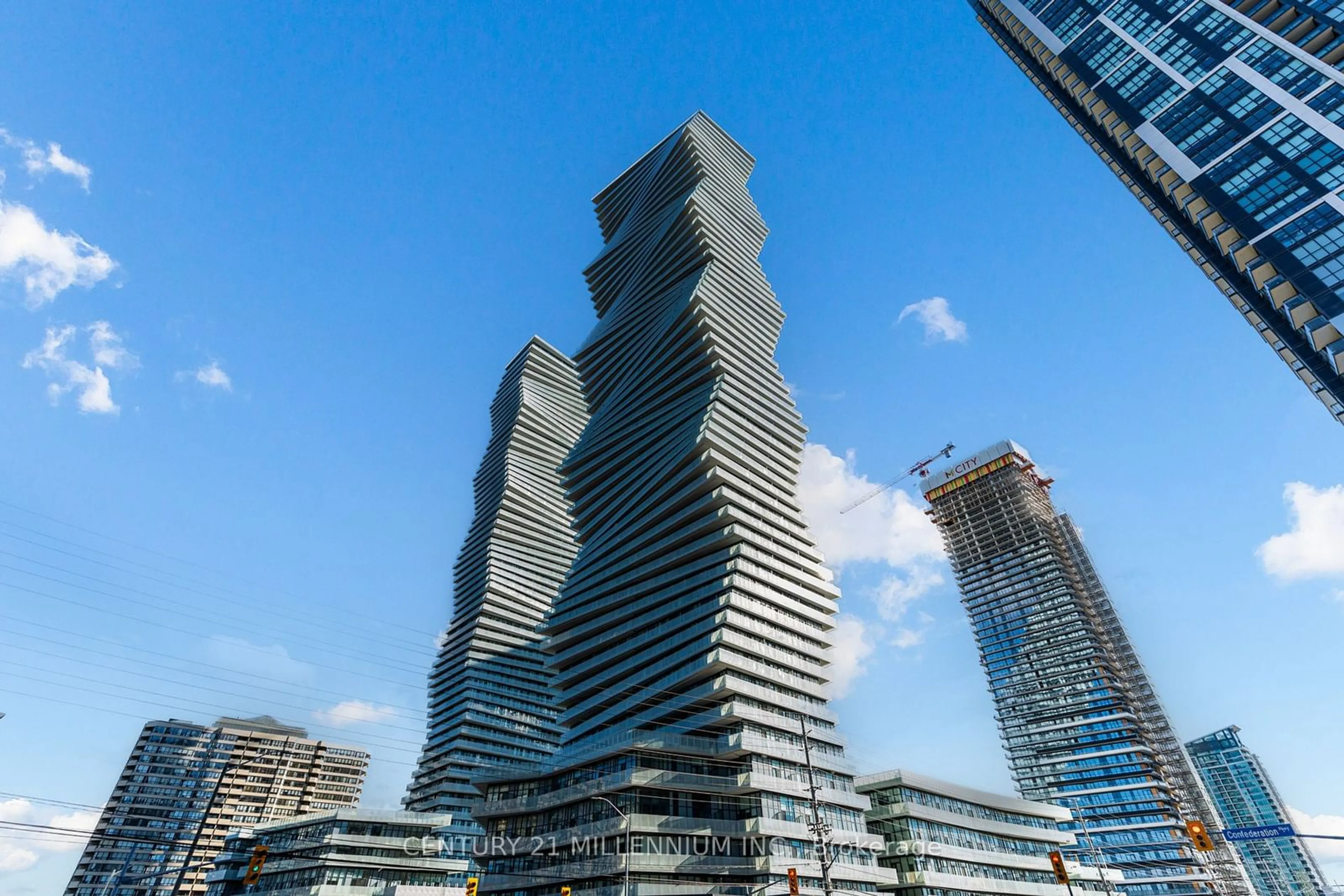 A pic from exterior of the house or condo for 3900 Confederation Pkwy #5511, Mississauga Ontario L5B 0M3