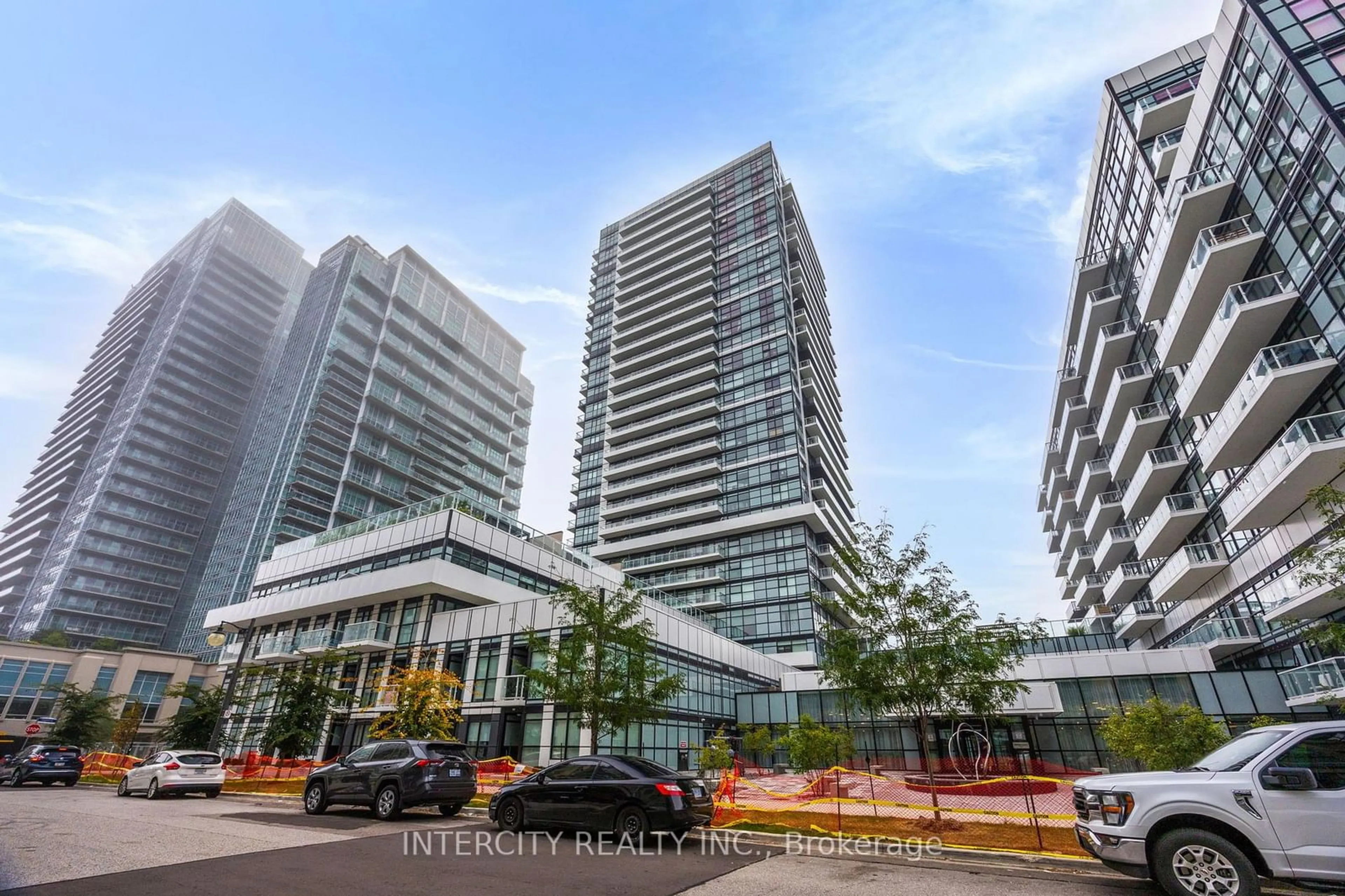 A pic from exterior of the house or condo for 251 Manitoba St #2605, Toronto Ontario M8Y 0C7