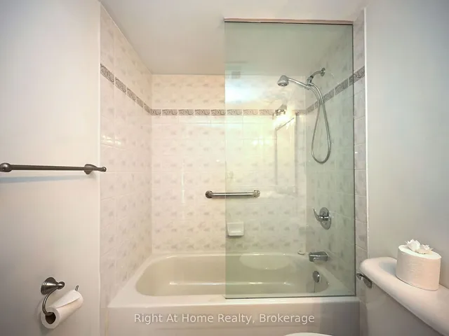 Additional image 14 of 2301 Parkhaven Blvd Unit 204