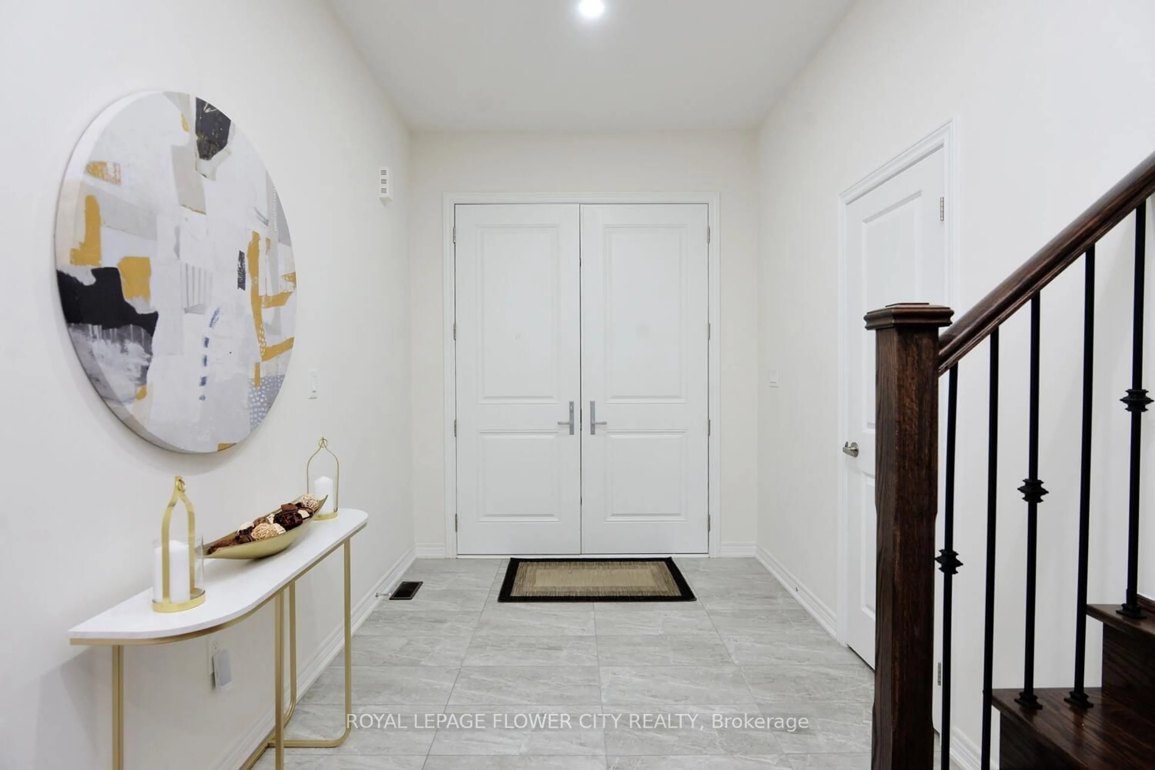 Indoor entryway, wood floors for 28 Hawtrey Rd, Brampton Ontario L7A 4X9