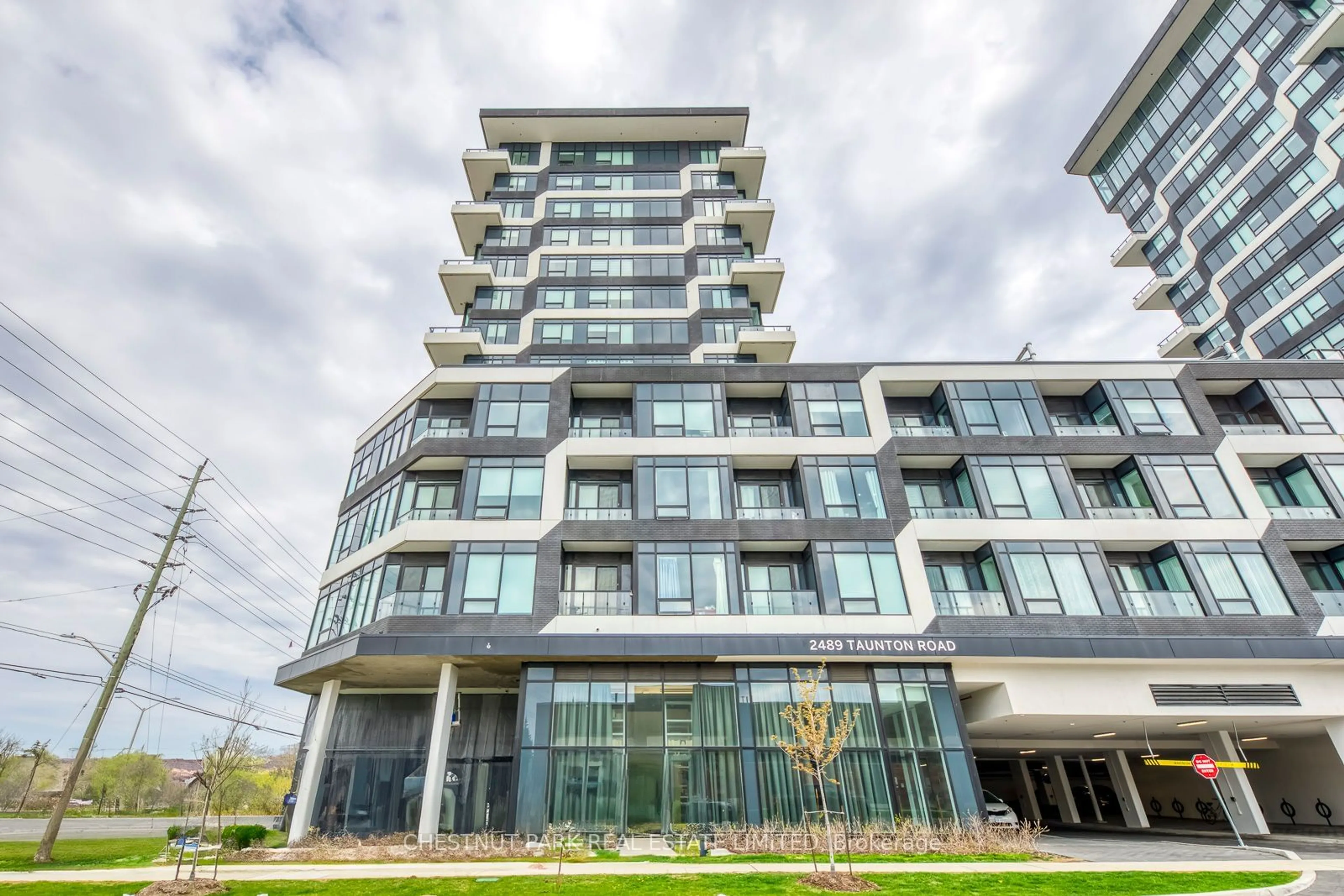 A pic from exterior of the house or condo for 2489 Taunton Rd #217, Oakville Ontario L6H 3R9